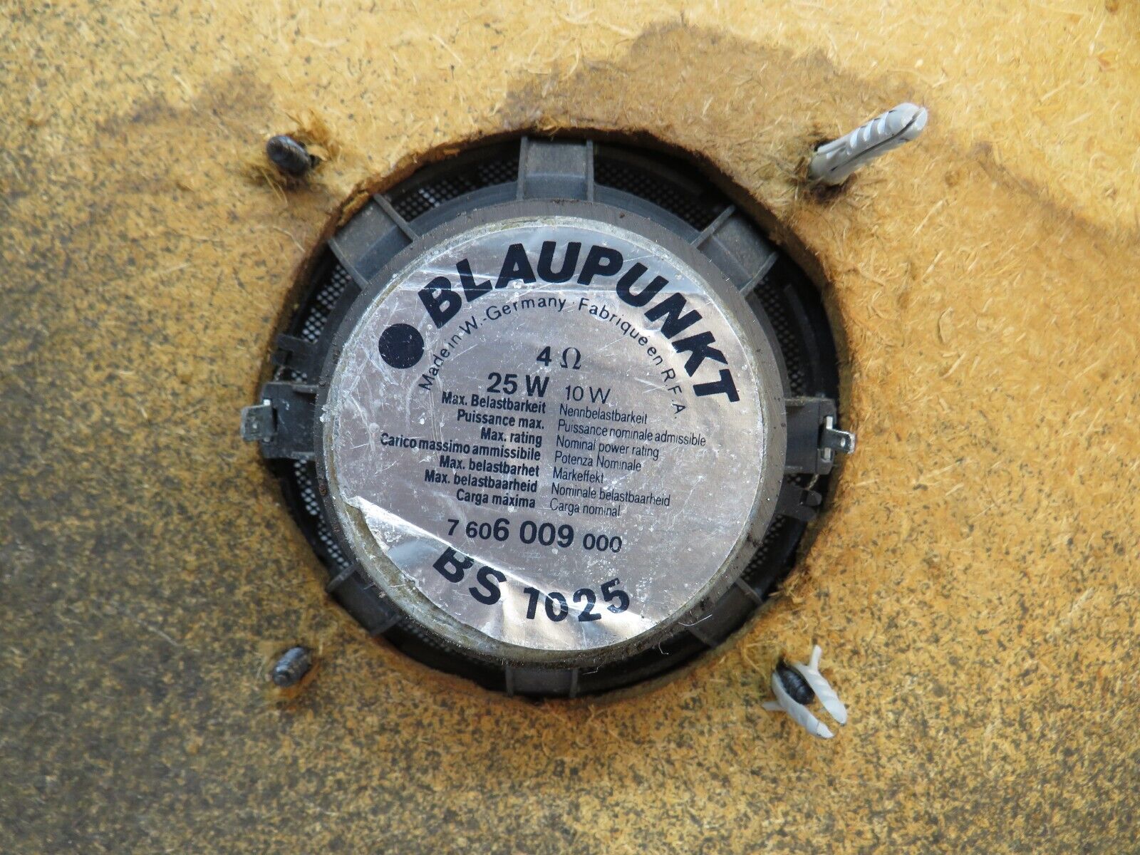 32341 Mercedes-Benz S124 300TE Wagon Rear Right Door Card Grey