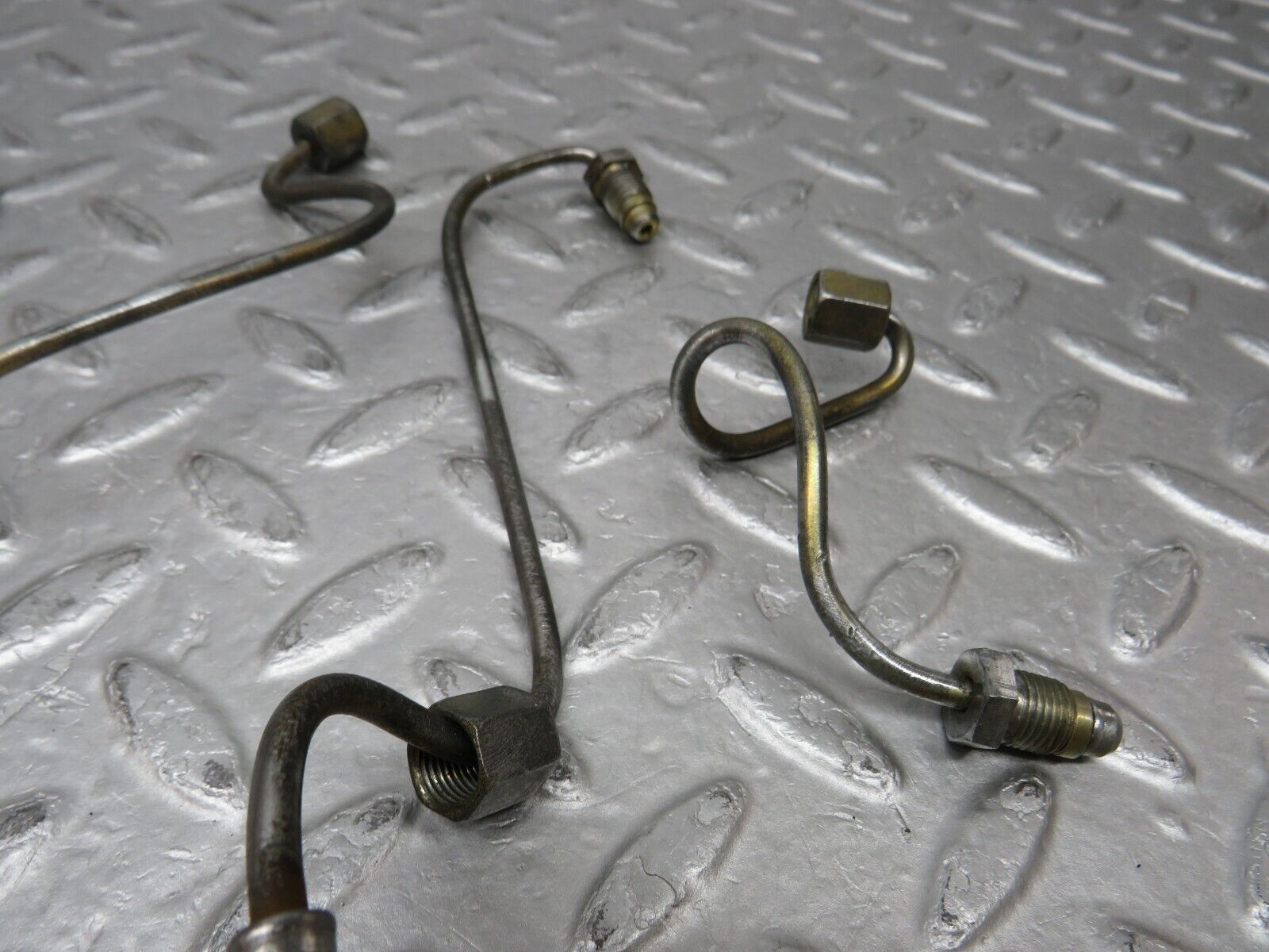 37119 Mercedes-Benz C126 420SEC Coupe Fuel Line Pipe Set