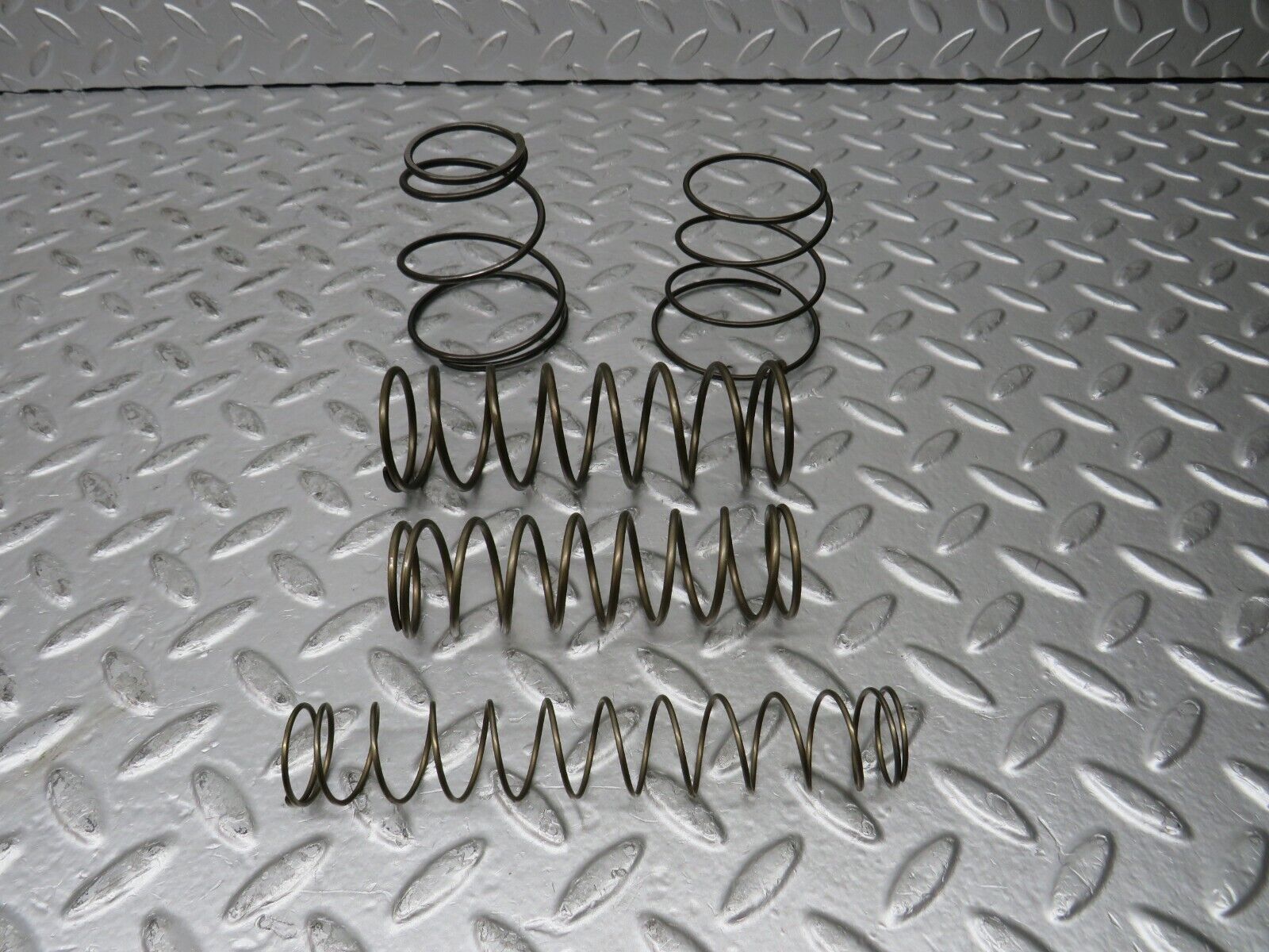 30224 Mercedes-Benz W123 230E Automatic Gearbox Piston Spring 722.122