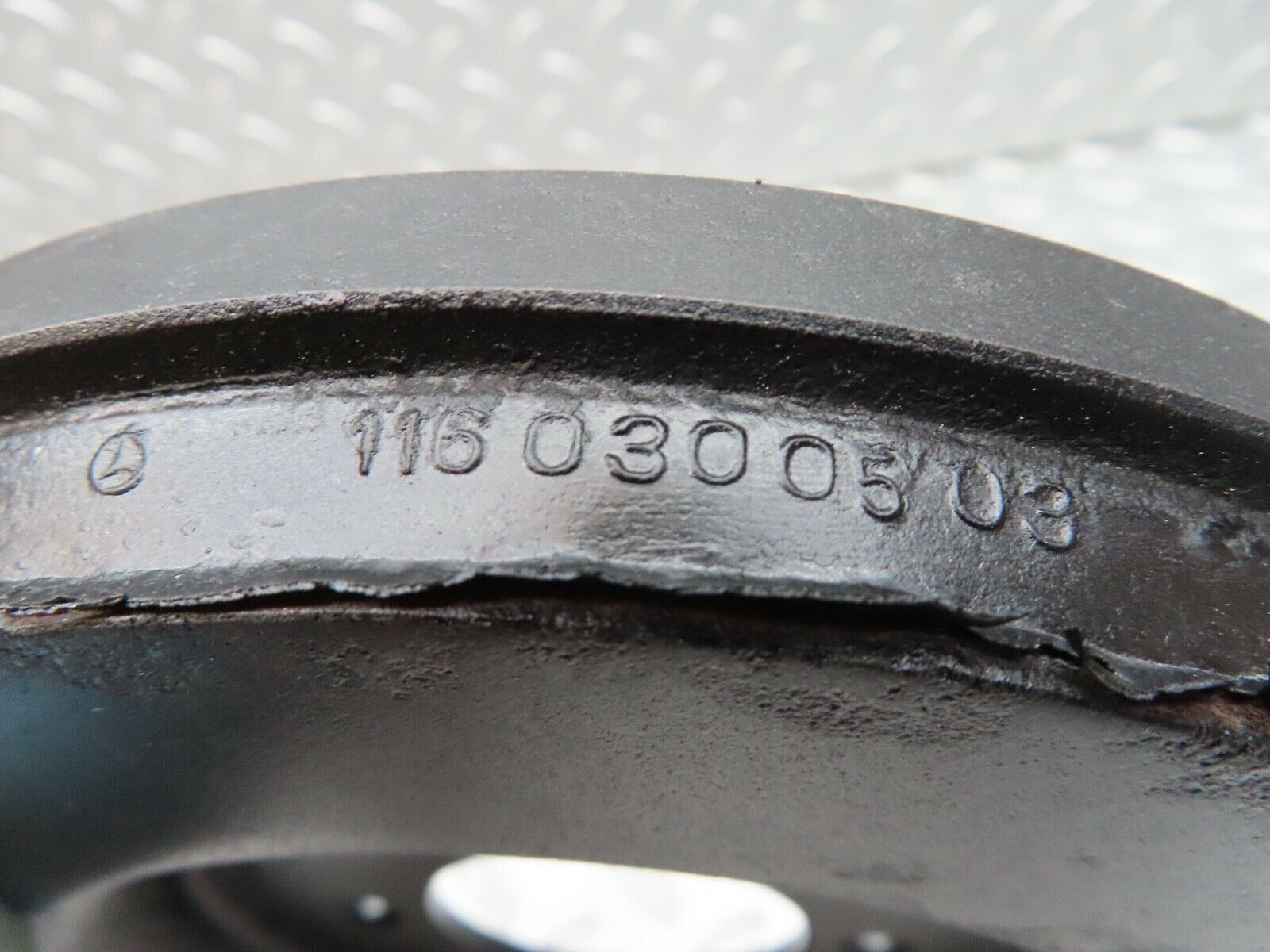 16805 Mercedes-Benz C107 380SLC Crankshaft Vibration Damper 1160300503