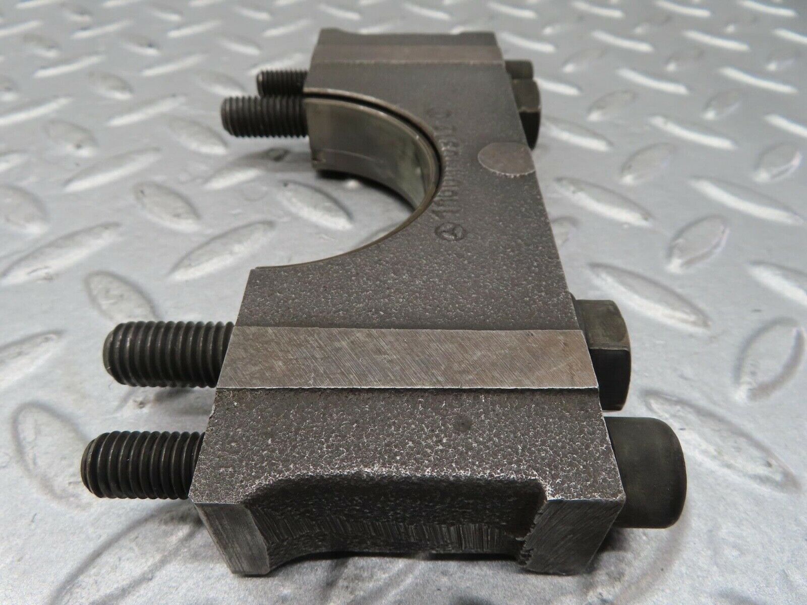 16543 Mercedes-Benz C107 350SLC Coupe Crankshaft Bearing Holder Block 1160110312