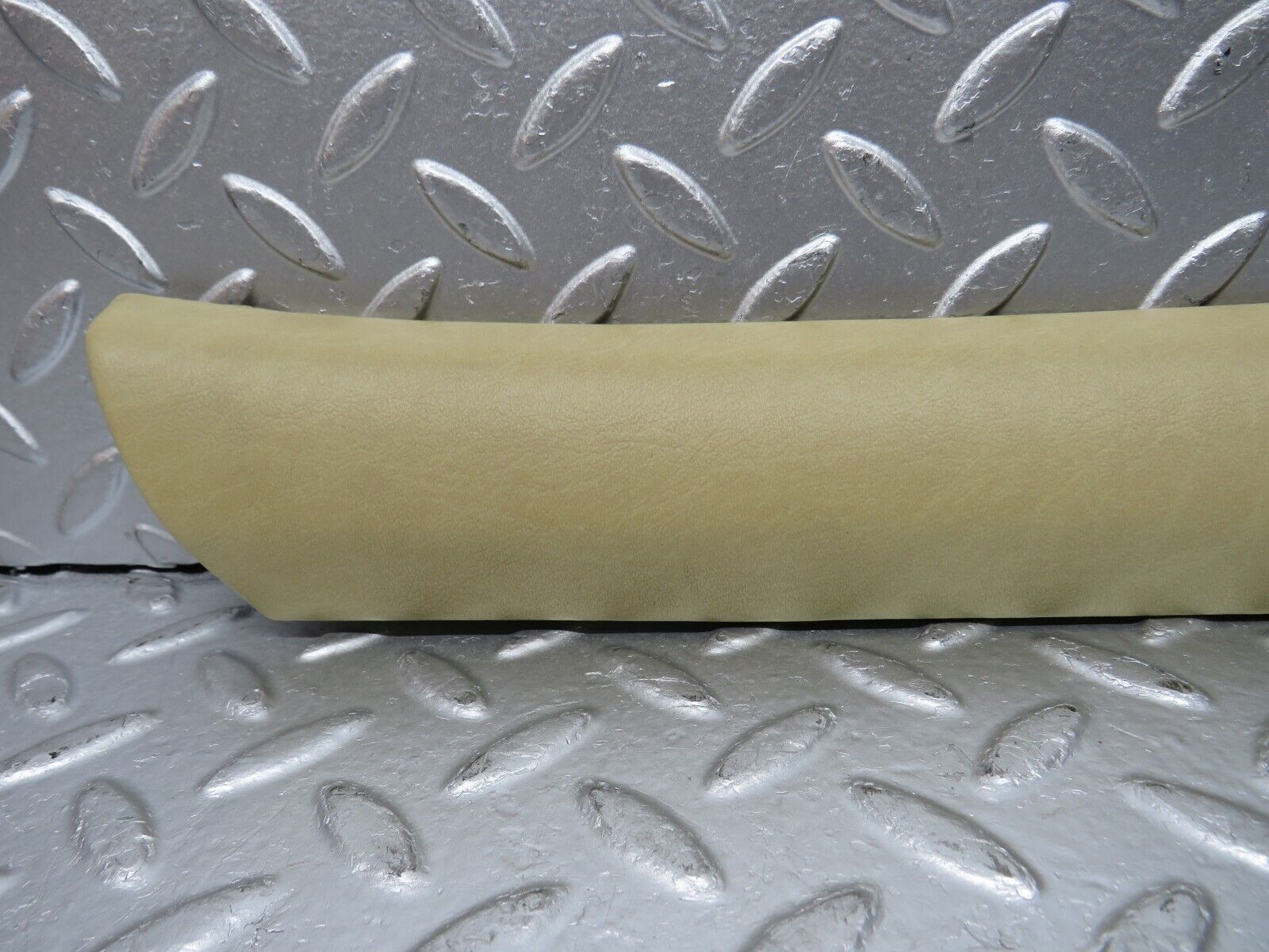 30600 Mercedes-Benz W201 190E 2.0L A Pillar Cover Right Side Beige 2016920289