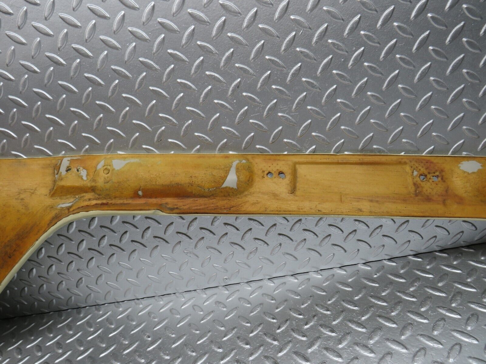 0746 Mercedes-Benz C107 350SLC Coupe C Pillar Cover Beige Right Side