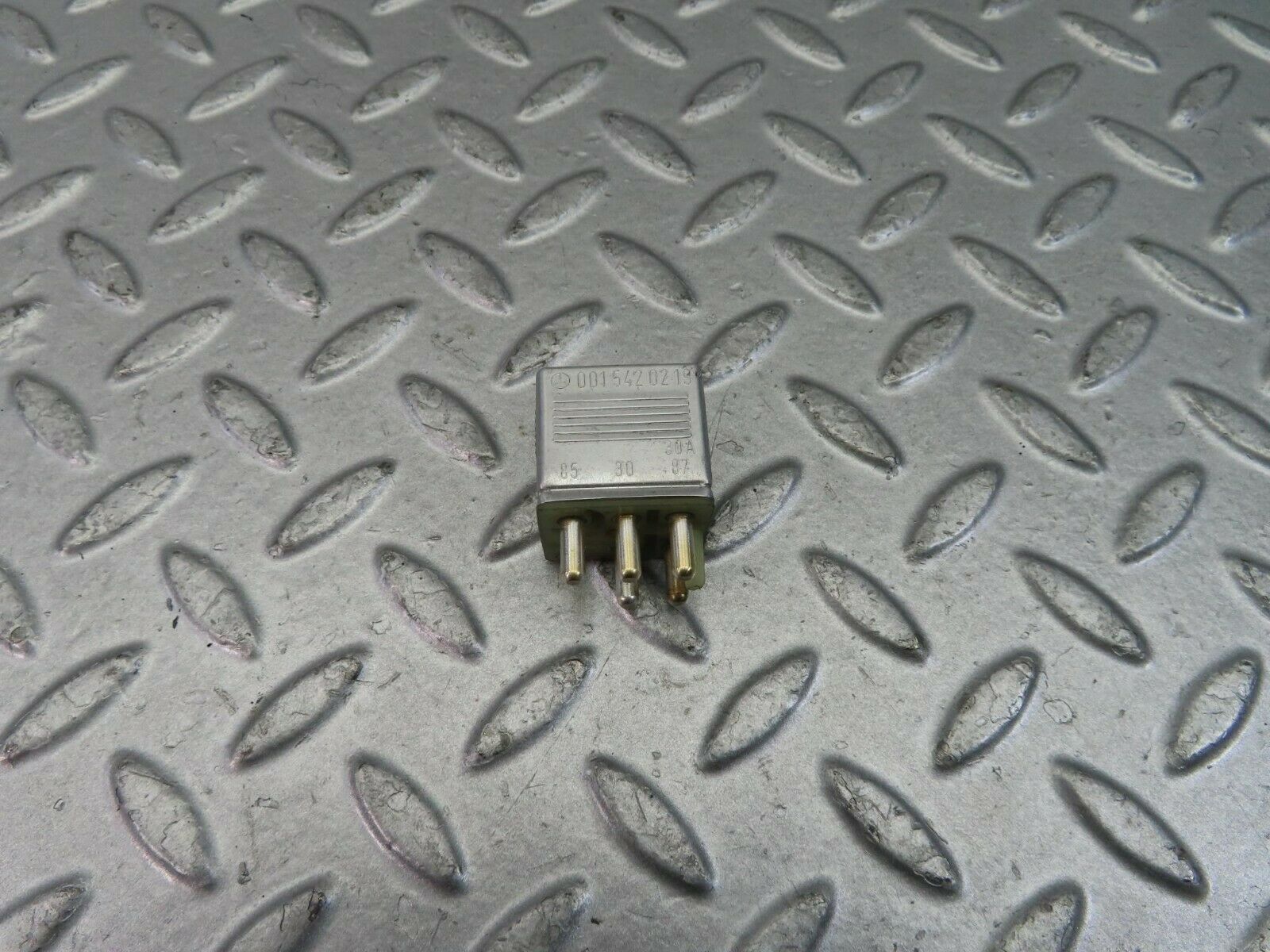 9424 Mercedes-Benz C124 300CE Coupe Multi Purpose Relay 0015420219