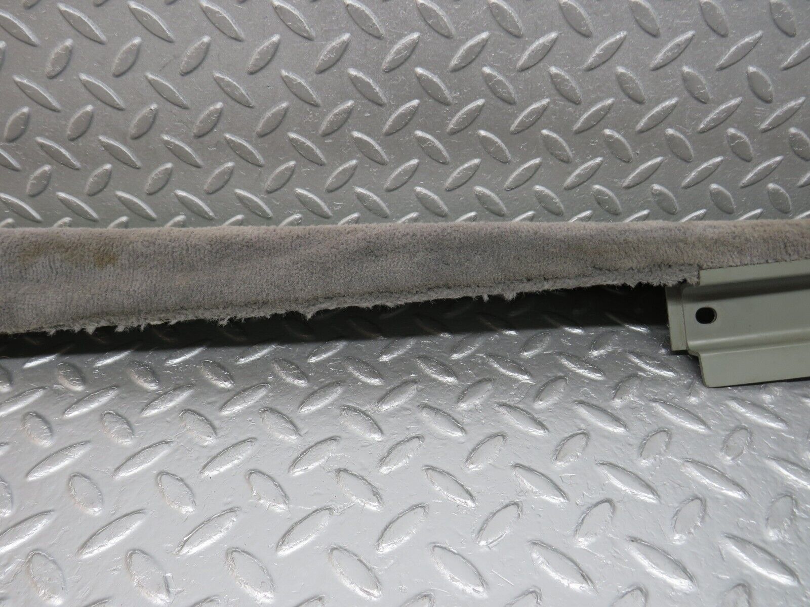 39366 Mercedes-Benz R129 320SL Coupe Left Door Sill Cover Grey 1296800135