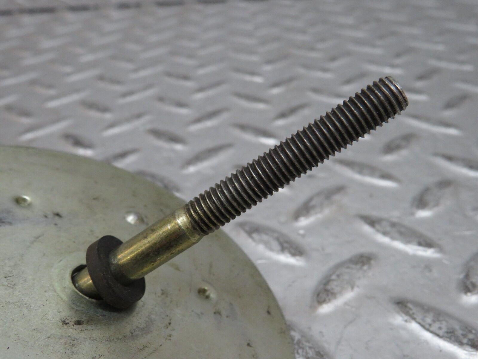 28299 Mercedes-Benz S123 240D Wagon Spare Wheel Holder