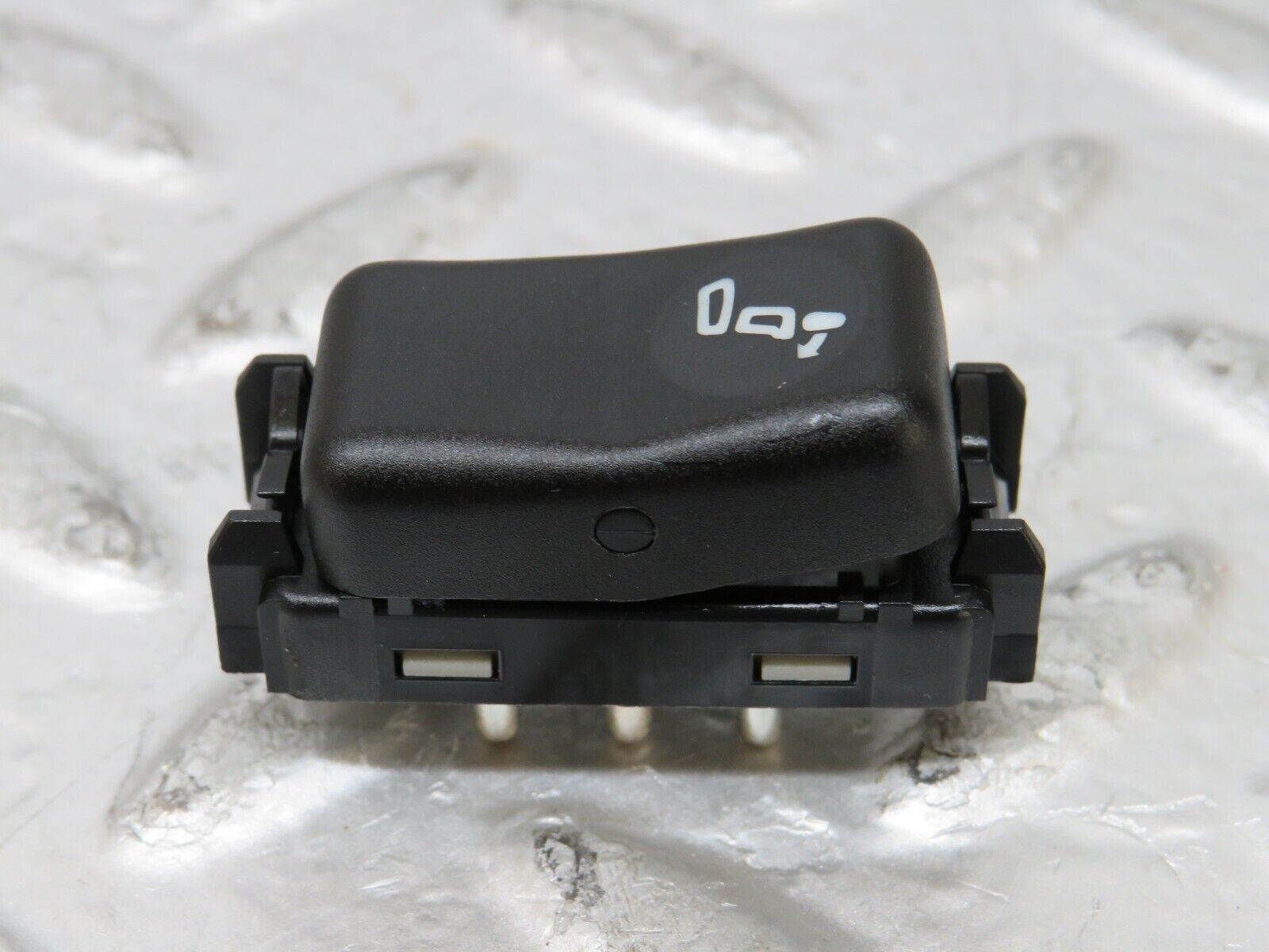 26528 Mercedes-Benz C124 220CE Rear Headrest Release Control Switch 1248209910