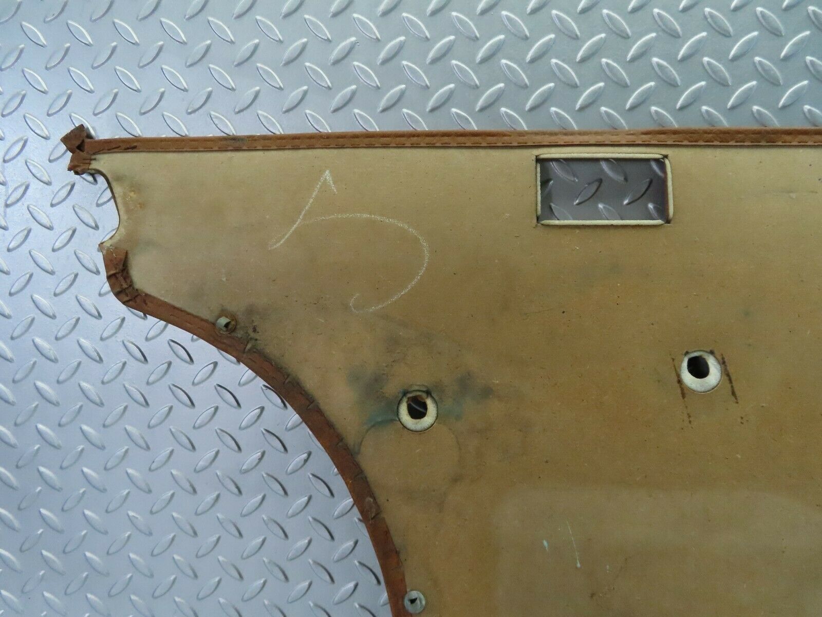 7962 Mercedes-Benz W115 220D Rear Right Door Card