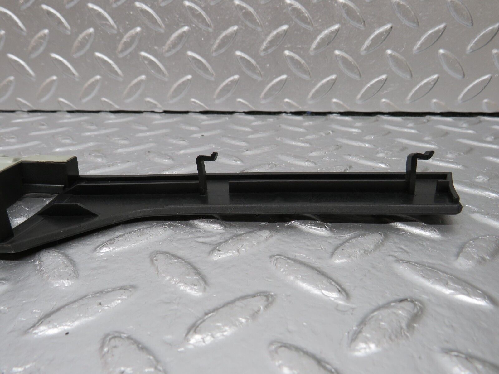 34087 Mercedes-Benz W124 260E Headlight Switch Surround Cover