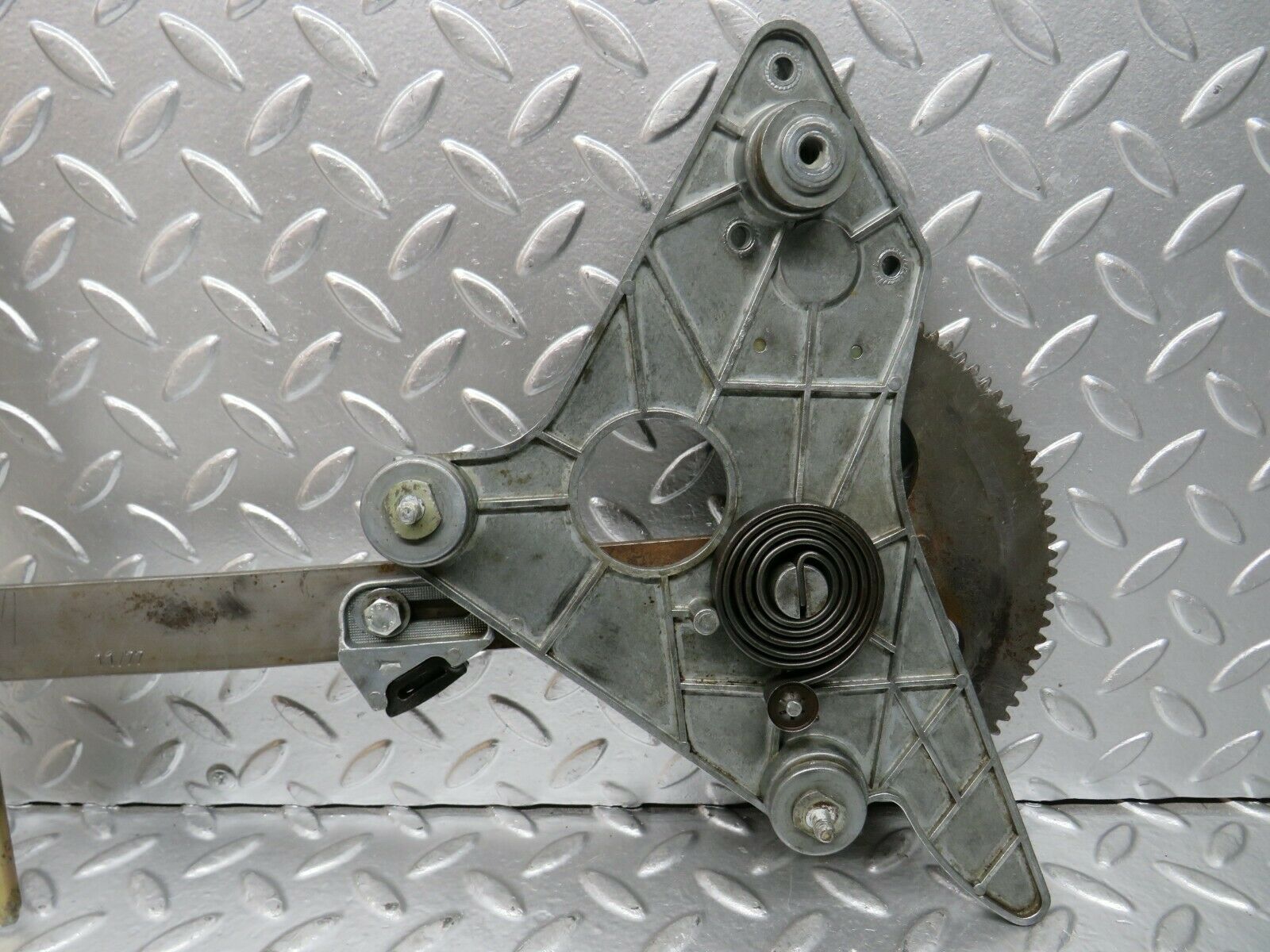 23211 Mercedes-Benz W116 350SE Rear Right Power Window Regulator 1167300446