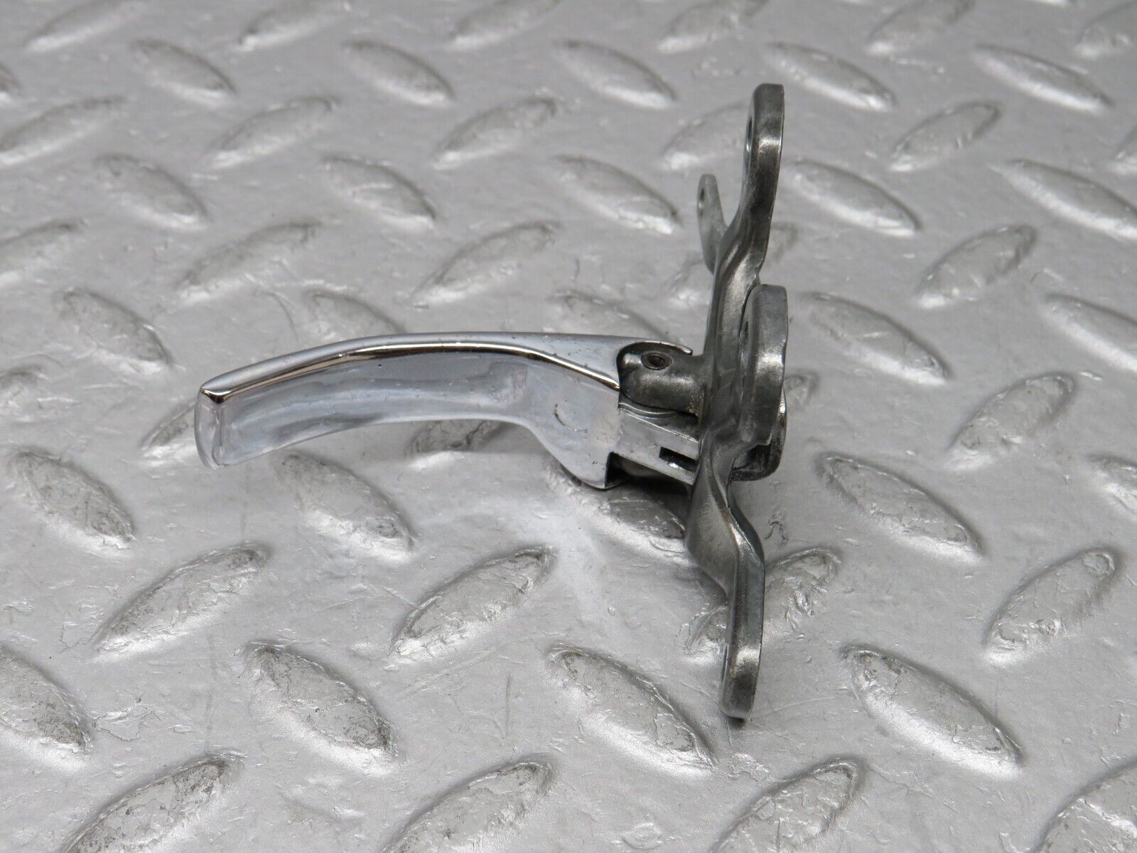 35815 Mercedes-Benz W108 Front Right Chrome Interior Door Handle 1107660419