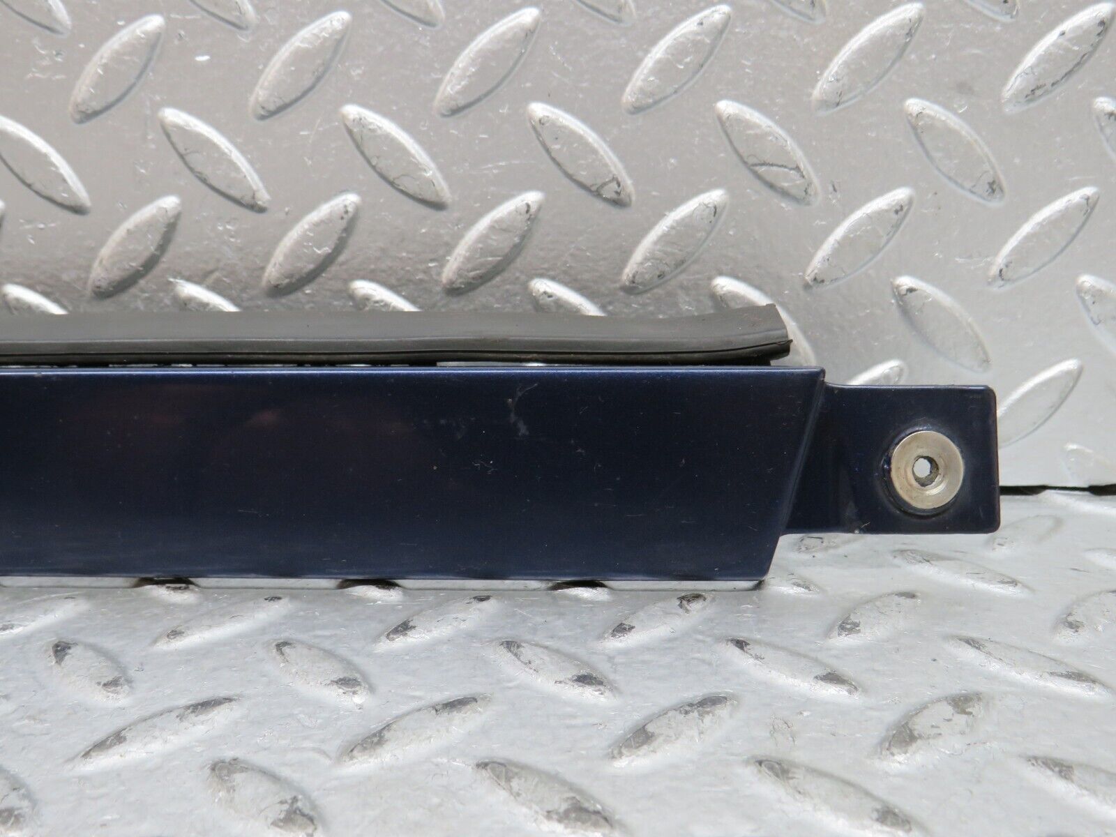 29089 Mercedes-Benz C124 320CE Coupe Under Headlight Trim Left Side