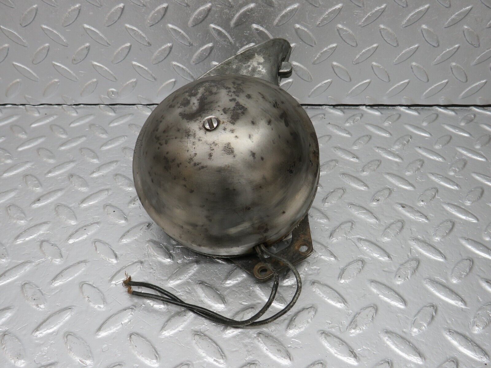 40363 Mercedes-Benz W110 230 Horn Lucas