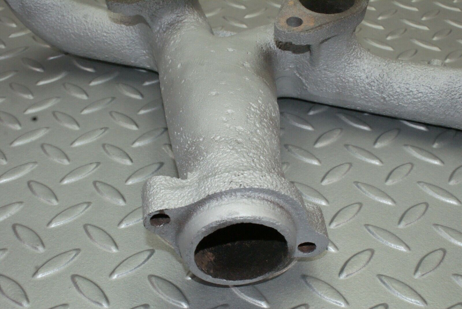 2624 Mercedes-Benz W116 350SE Exhaust Manifold Right Side 1161423701