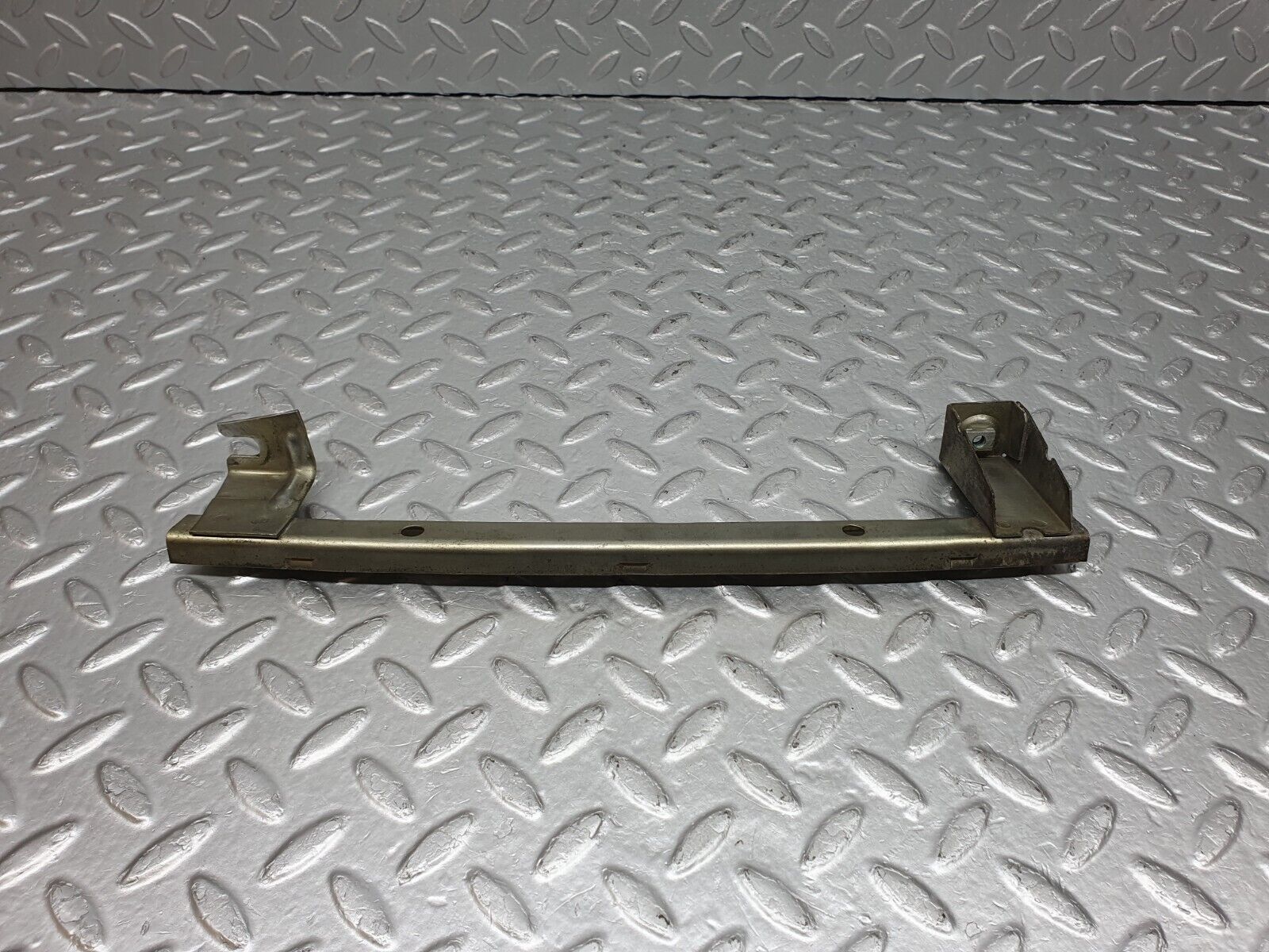 41067 Mercedes-Benz W126 300SE Rear Left Door Window Channel