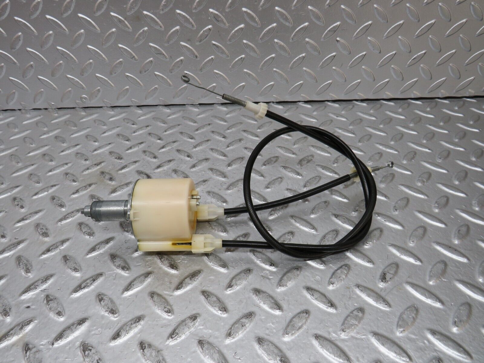 27706 Mercedes-Benz S124 300TE Wagon Heater Control Unit Switch 1248300185