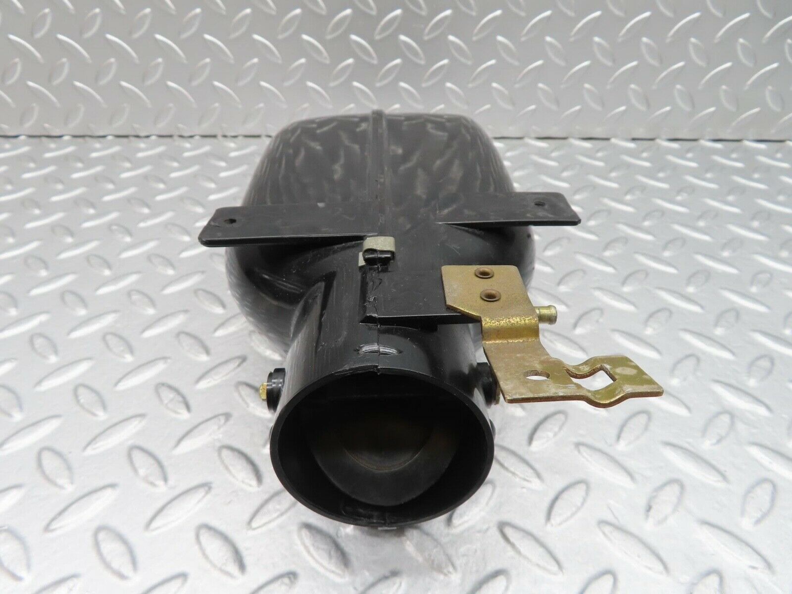 13985 Mercedes-Benz C107 280SLC Heater Air Duct