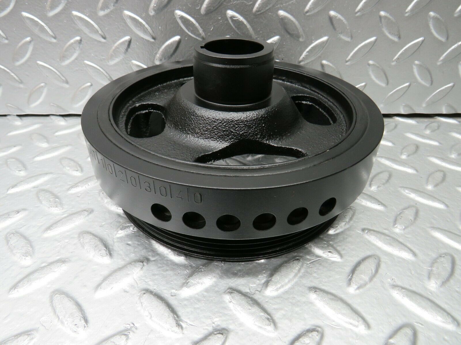 22549 Mercedes-Benz C124 E220 Crankshaft Vibration Damper Pulley 1110300703