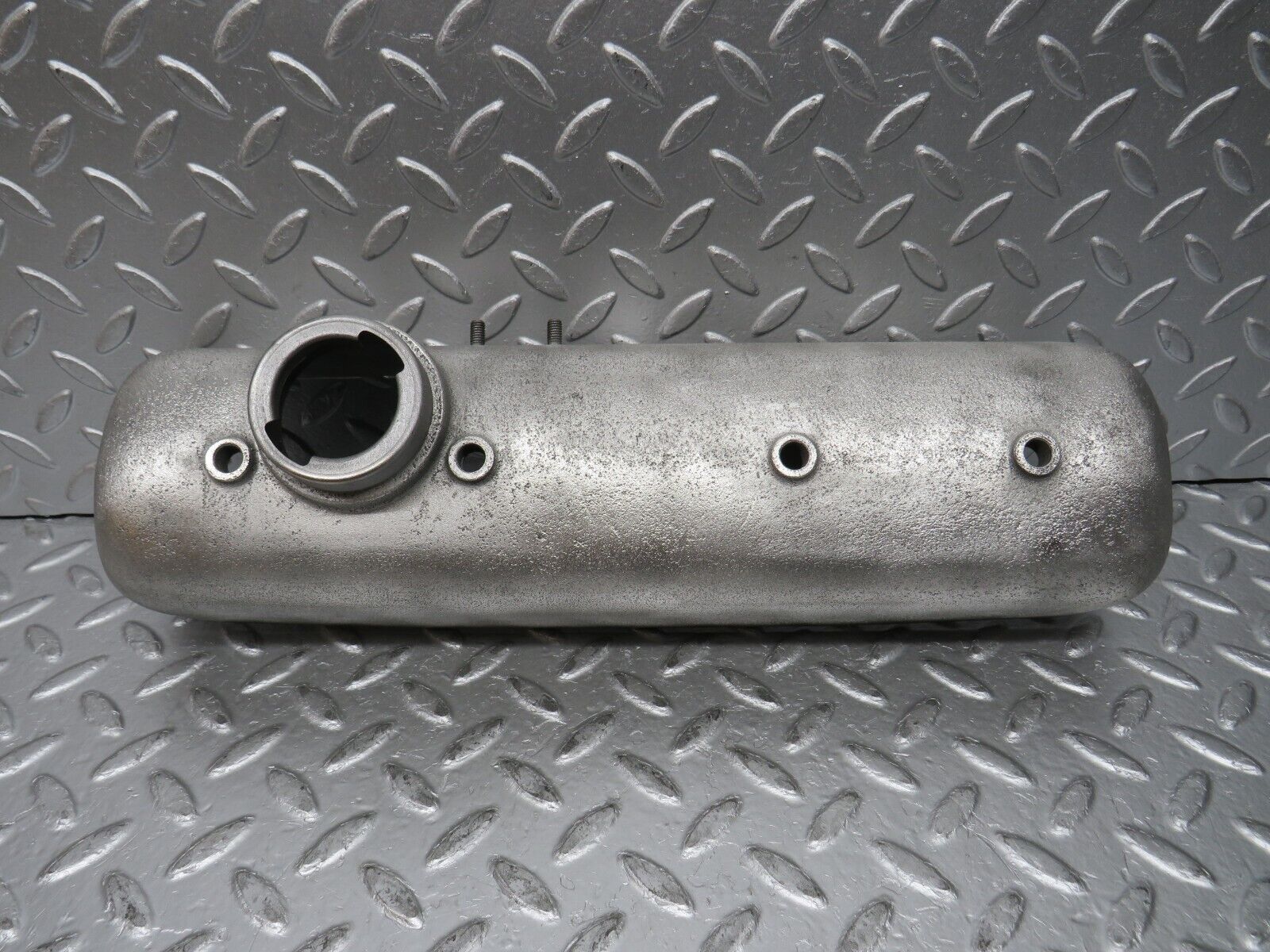 0303 Mercedes-Benz W120 180D Ponton Rocker Cover Valve cover