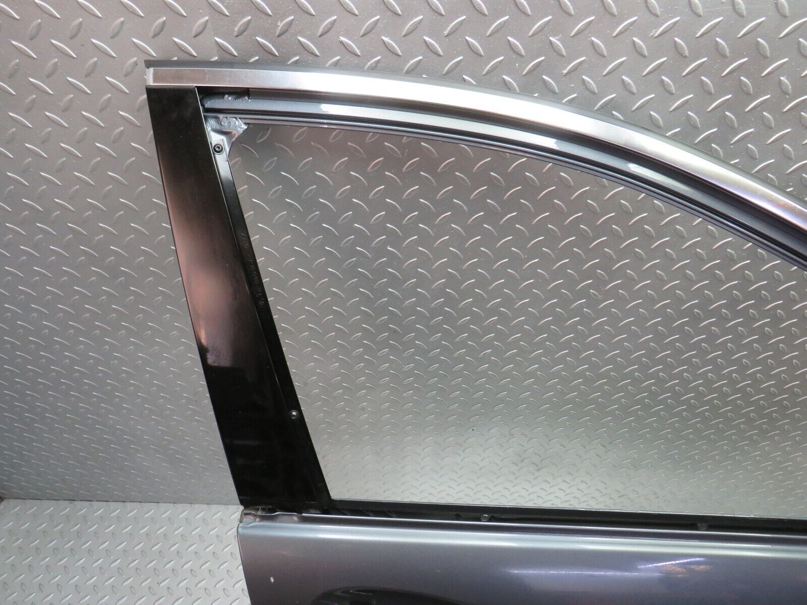 35088 Mercedes-Benz W221 Front Right Door