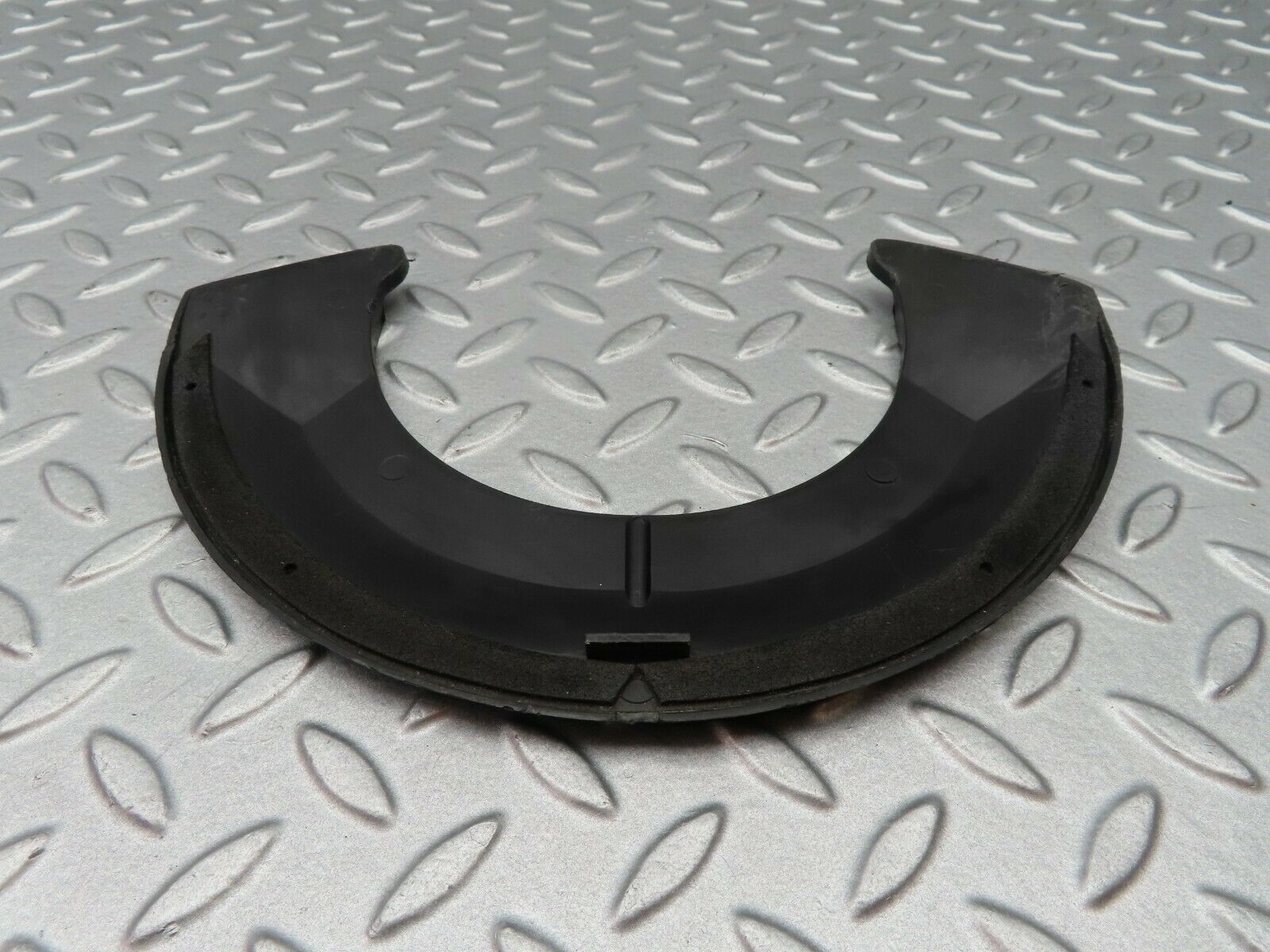 5392 Mercedes-Benz W124 230E Wiper Surround Trim Cover 1246201767