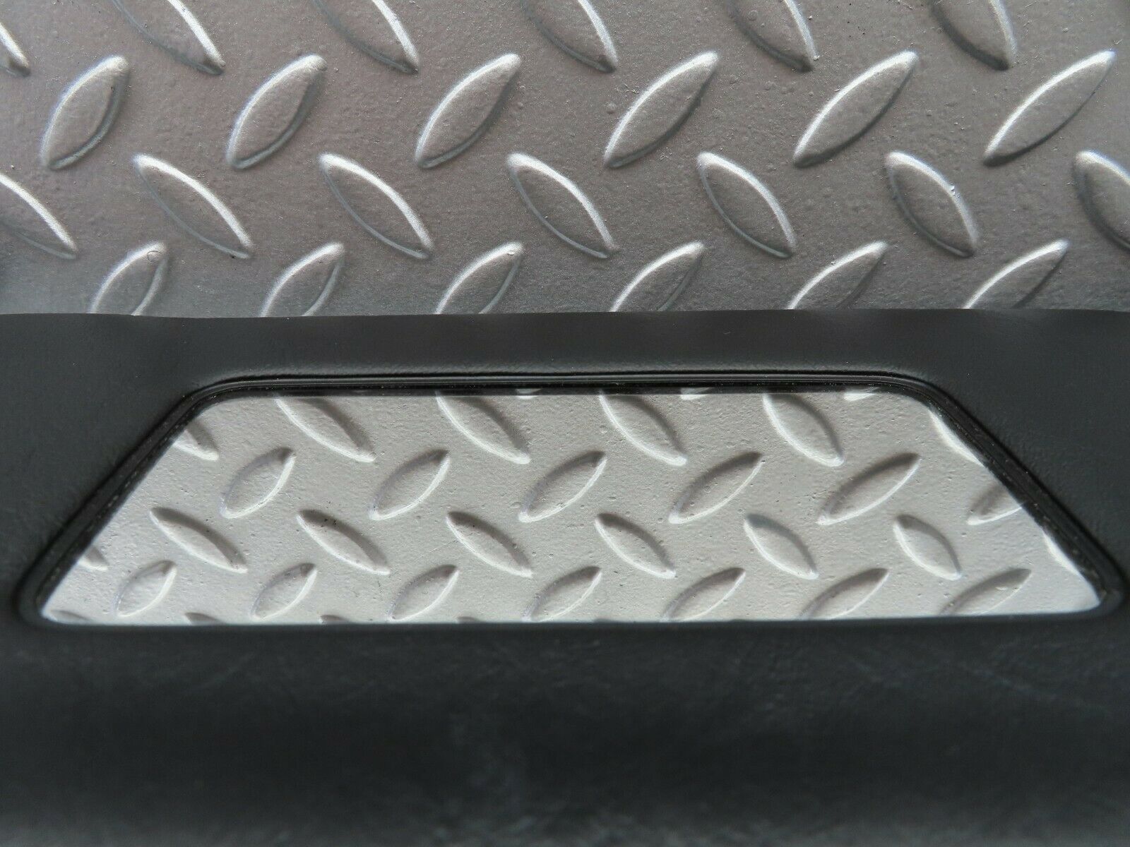 6528 Mercedes-Benz S124 E220 Wagon Sun Visor Left Side Black