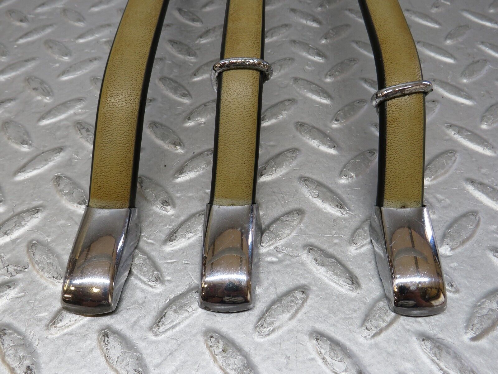 35721 Mercedes-Benz W108 Interior Roof Grab Handle Set Brown