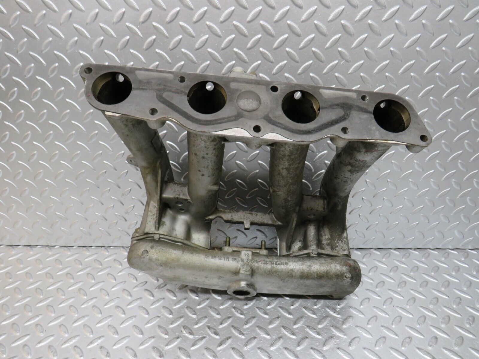 29502 Mercedes-Benz W124 230E Intake Manifold 1021413601