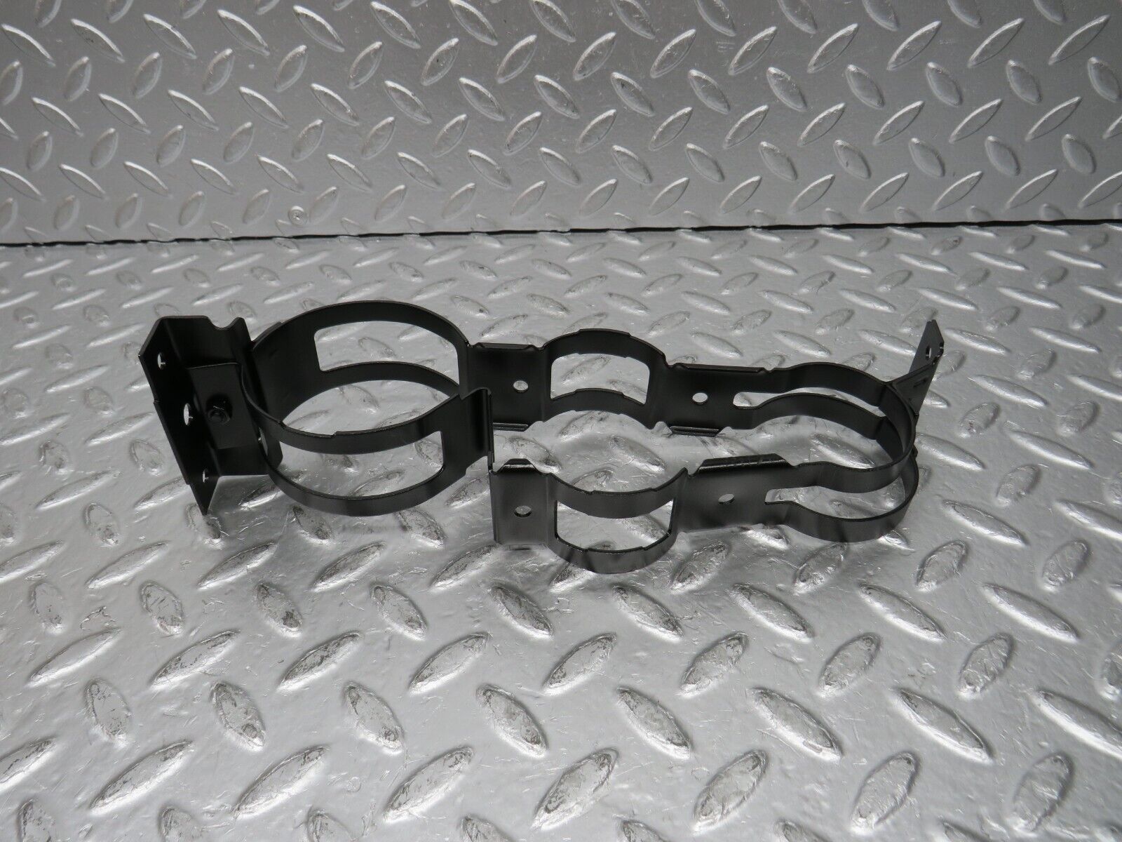 30862 Mercedes-Benz W201 190E 2.0L Fuel Pump Fuel Filter Bracket Holder