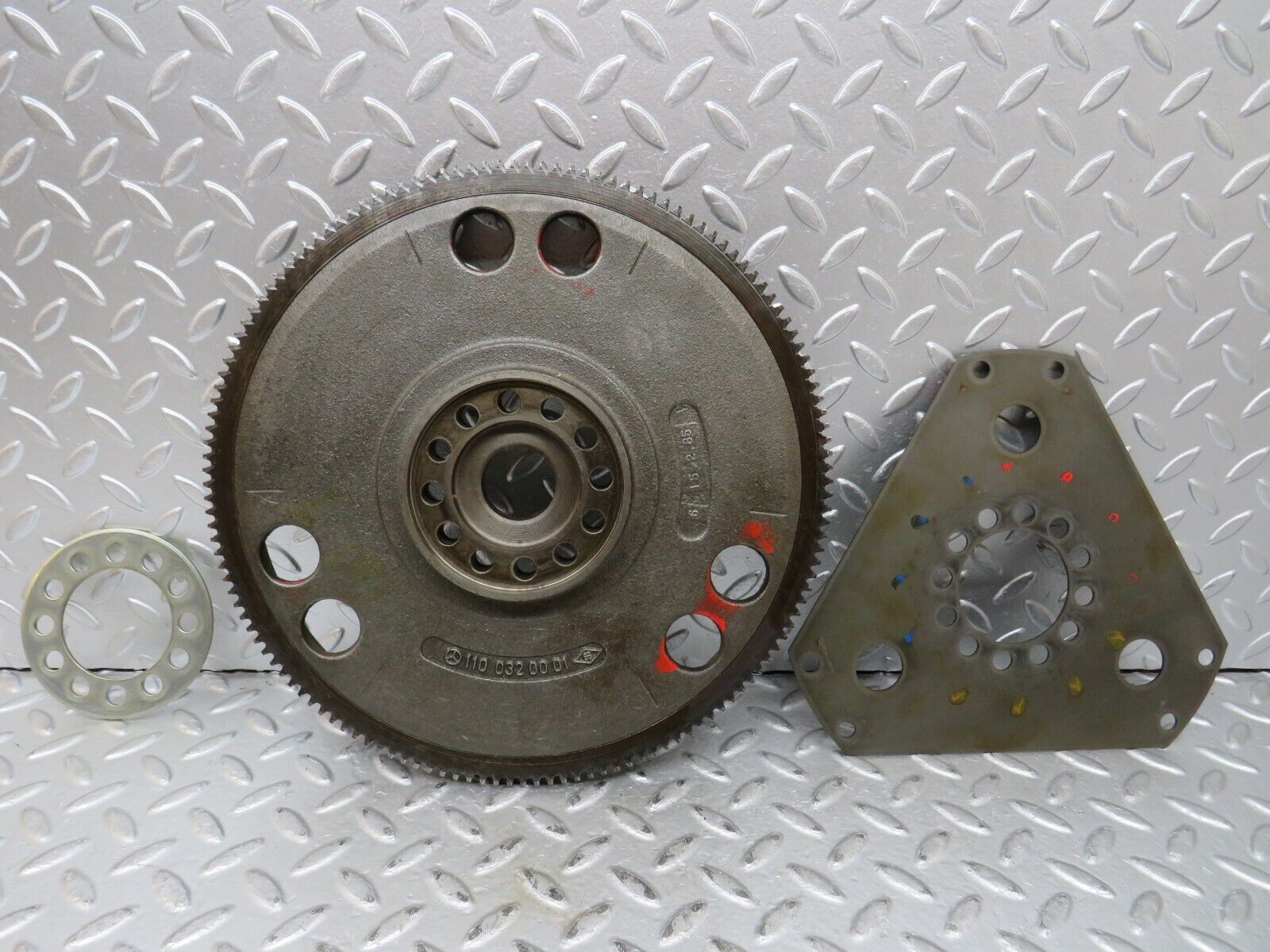 27373 Mercedes-Benz W123 280E Flywheel Starter Ring 1100320001