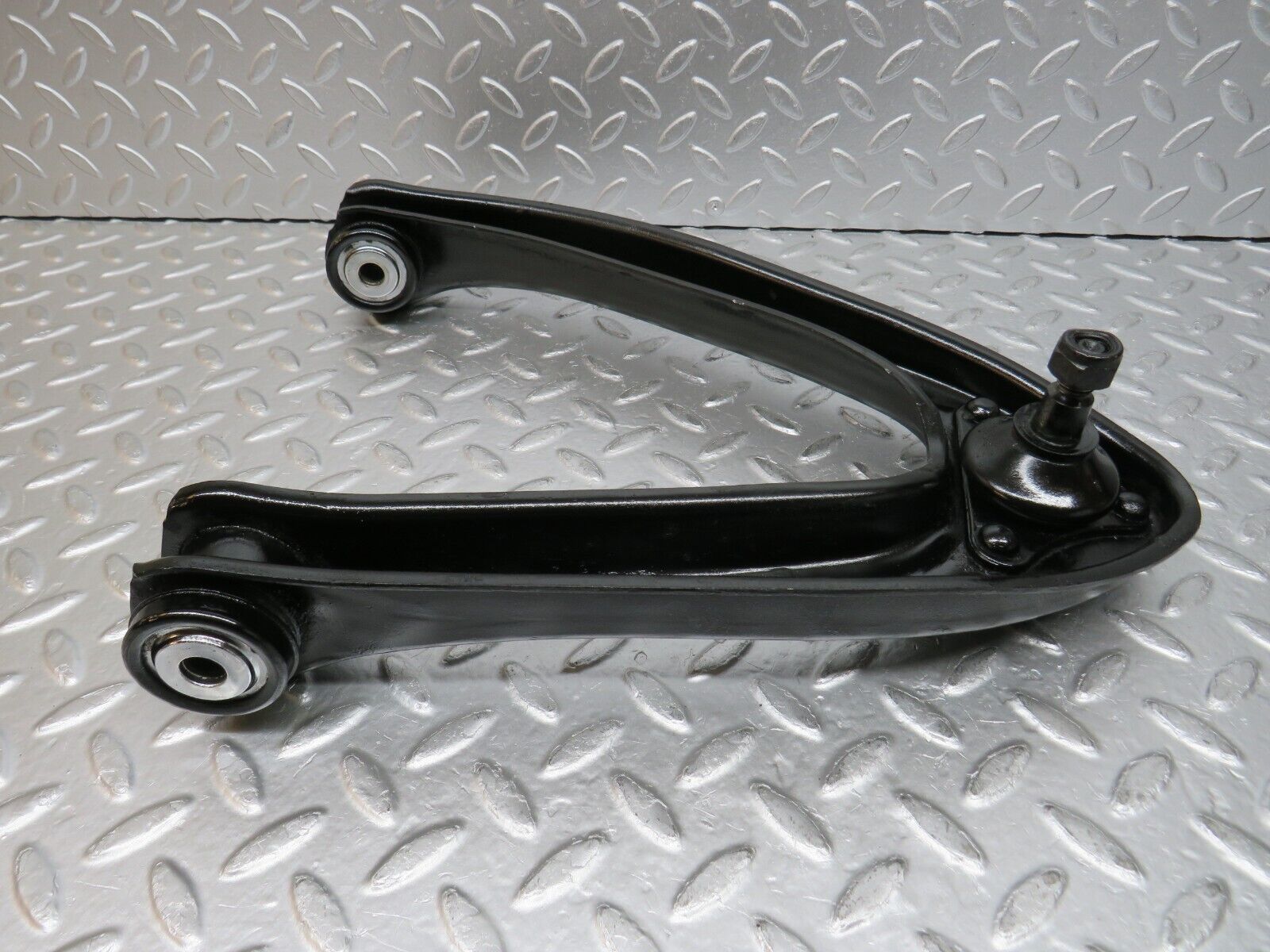 0813 Mercedes-Benz C107 350SLC Coupe Upper Control Arm Front Left