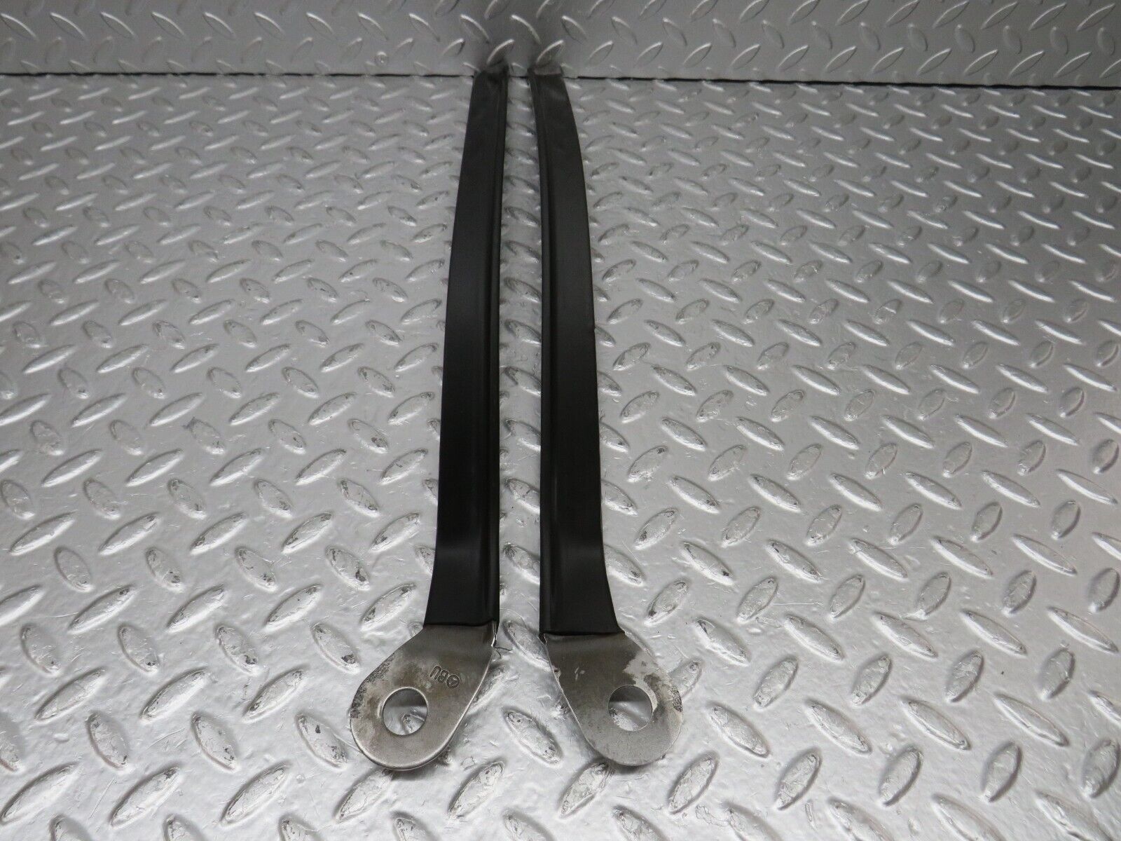 34531 Mercedes-Benz C126 380SEC Coupe Seat Belt Runner Pair