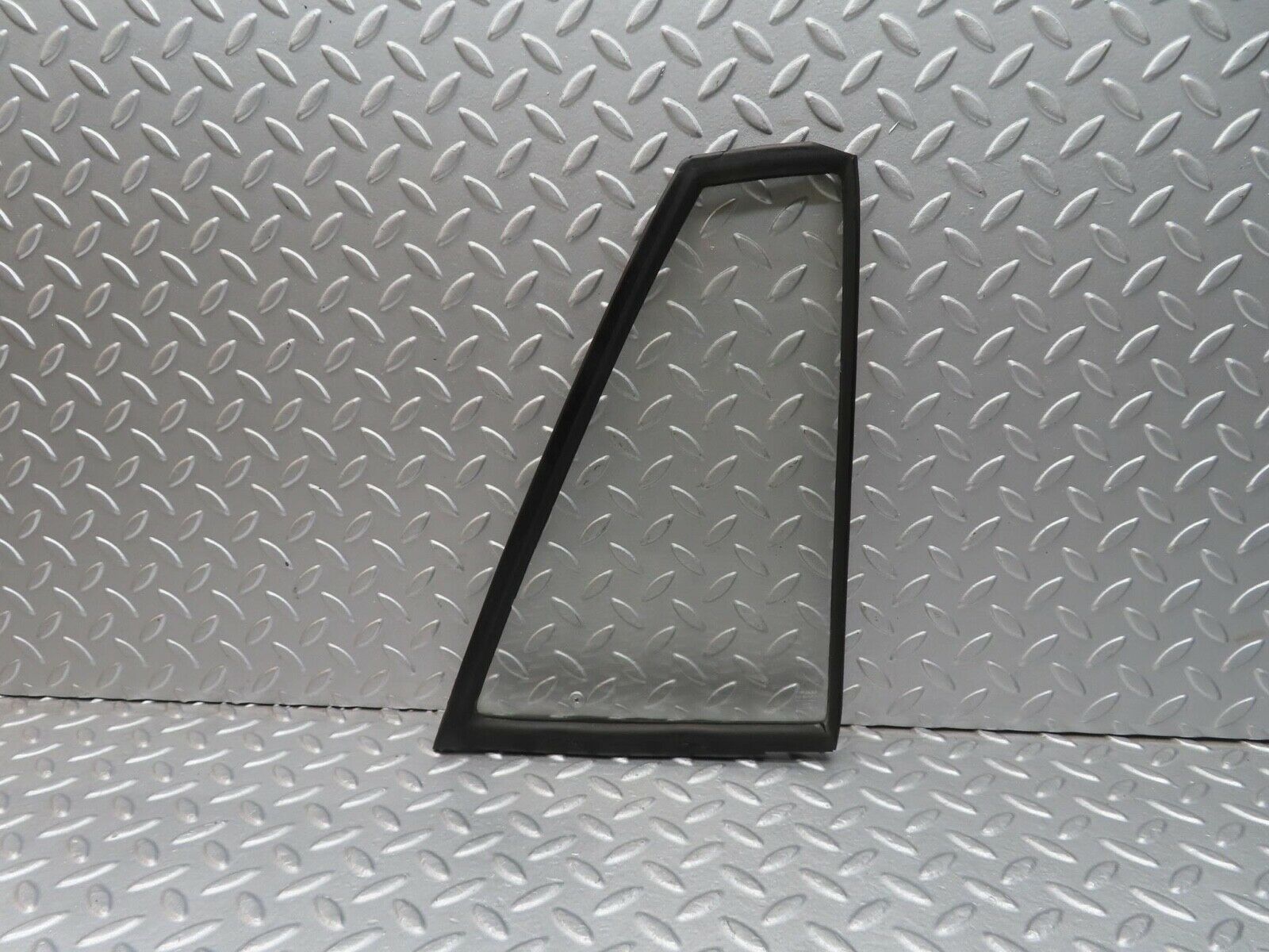 12912 Mercedes-Benz W111 220SE Rear Right Door Quarter Window