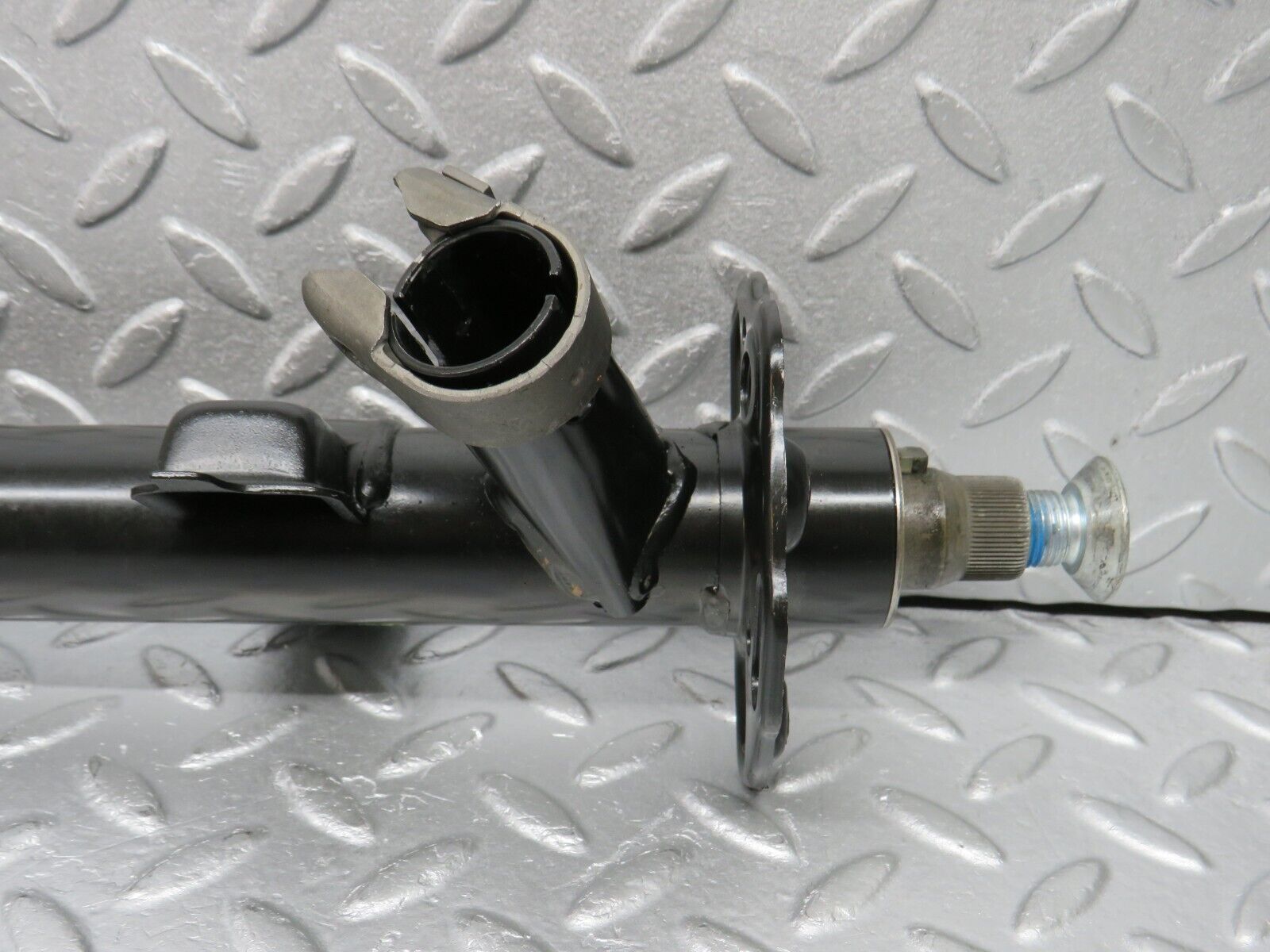 38767 Mercedes-Benz W201 190E 2.6L Steering Column