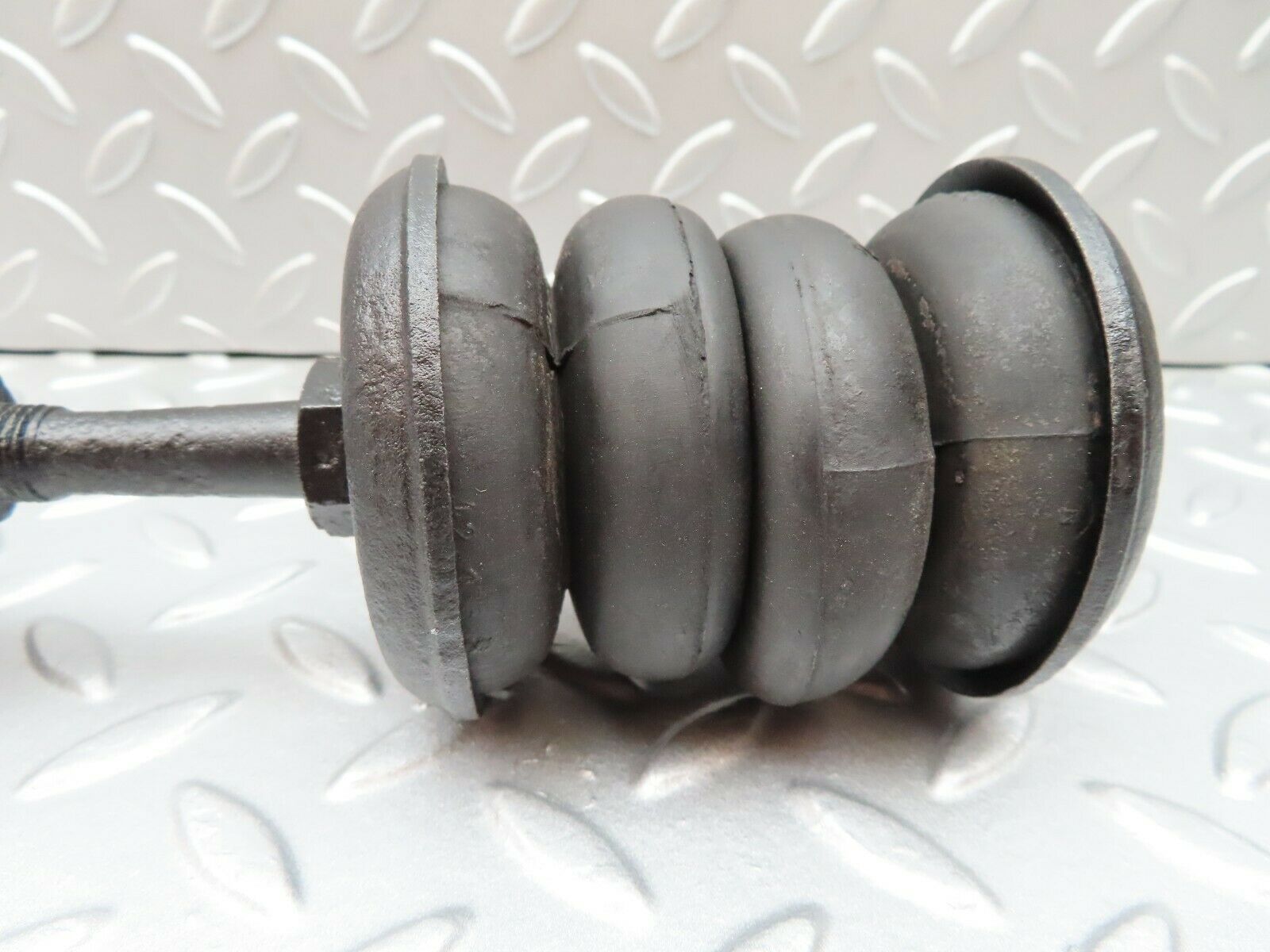 3664 Mercedes-Benz W108 280SE Strut Rear Axle Mount 1113510340