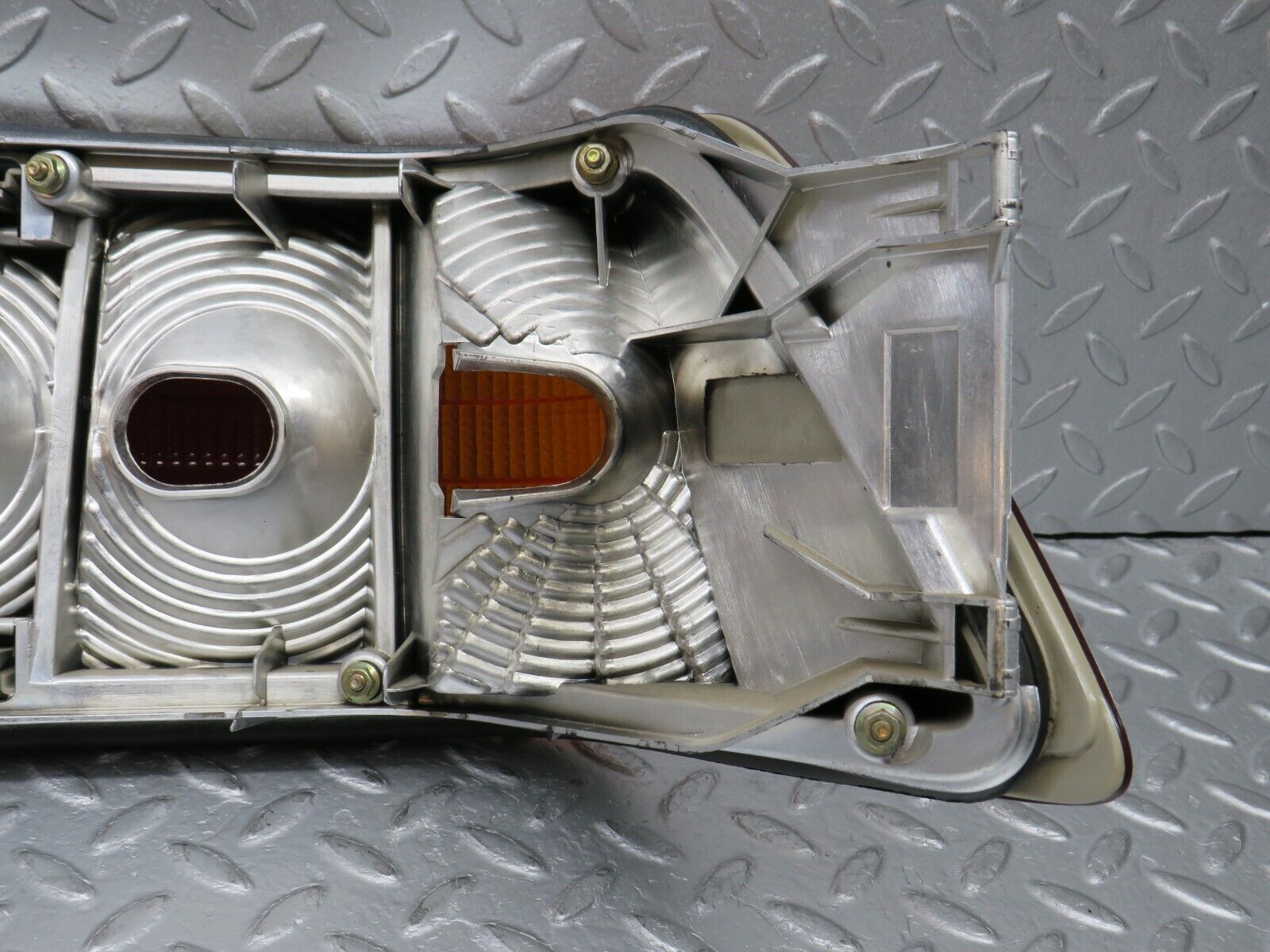 38354 Mercedes-Benz R129 280SL Coupe Tail Light Left Side 1298201964