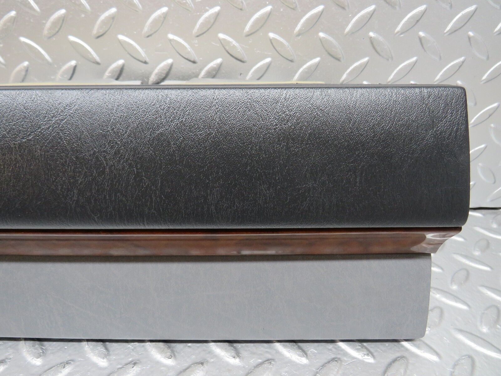 25671 Mercedes-Benz W124 280E Dashboard Airbag Passenger Left Side 1248600405