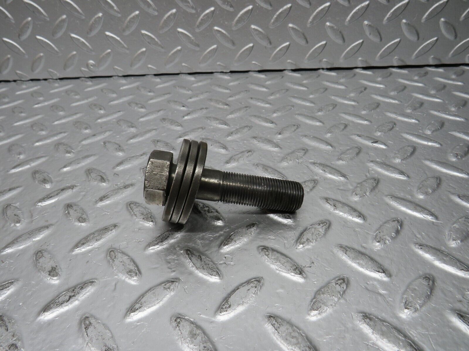 30874 Mercedes-Benz W201 190E 2.0L Crankshaft Bolt