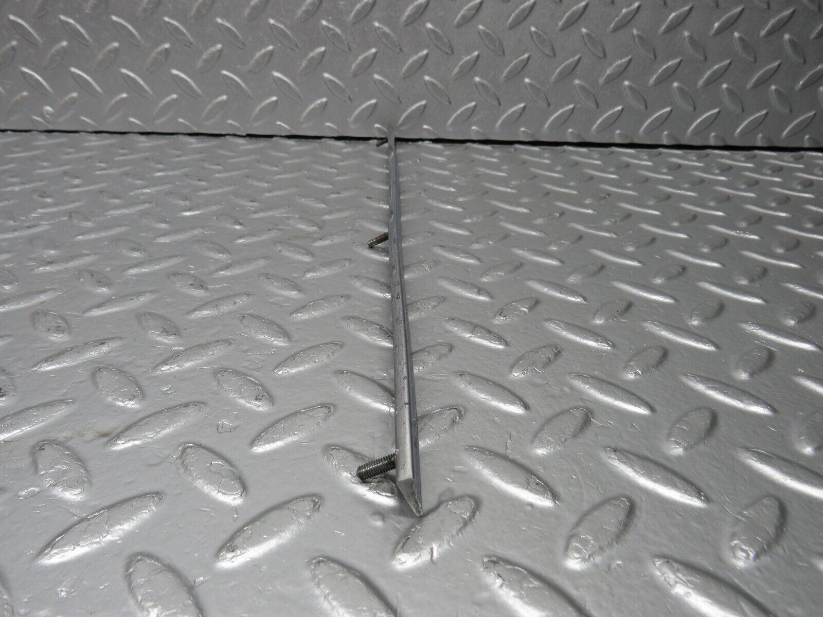 40474 Mercedes-Benz W110 230 Dashboard Chrome Trim