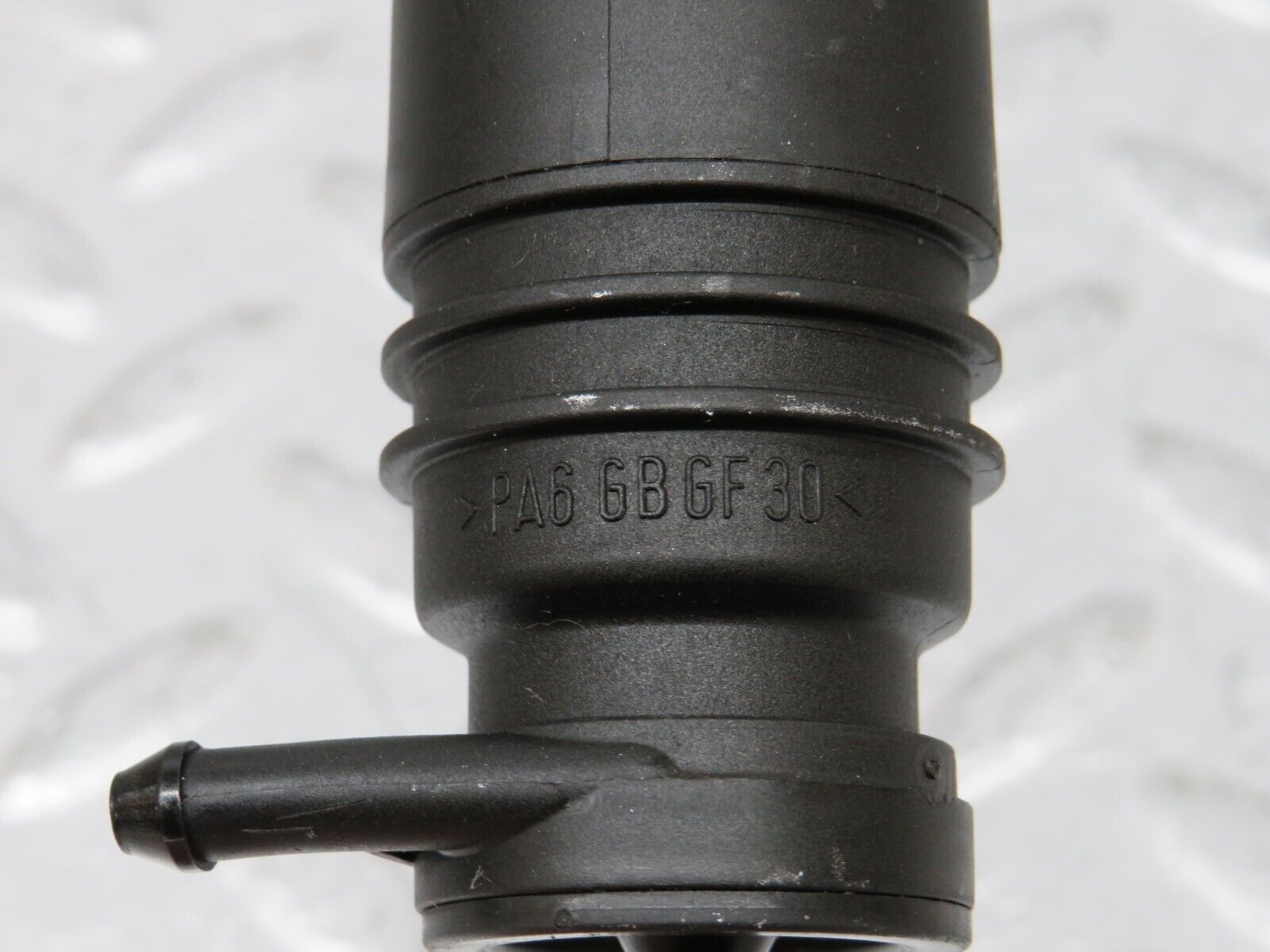 34743 Mercedes-Benz W210 320E Windscreen Washer Pump VDO