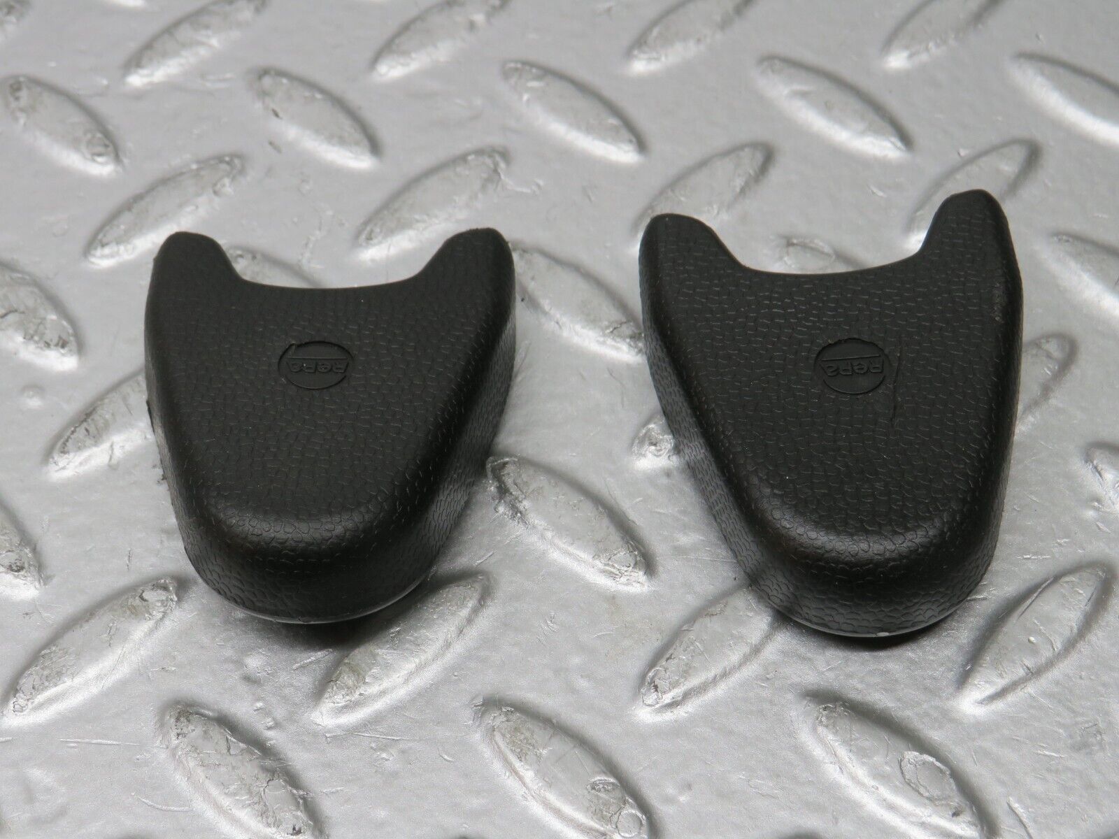 32153 Mercedes-Benz W123 230E Seat Belt Plastic Cap 0008680430