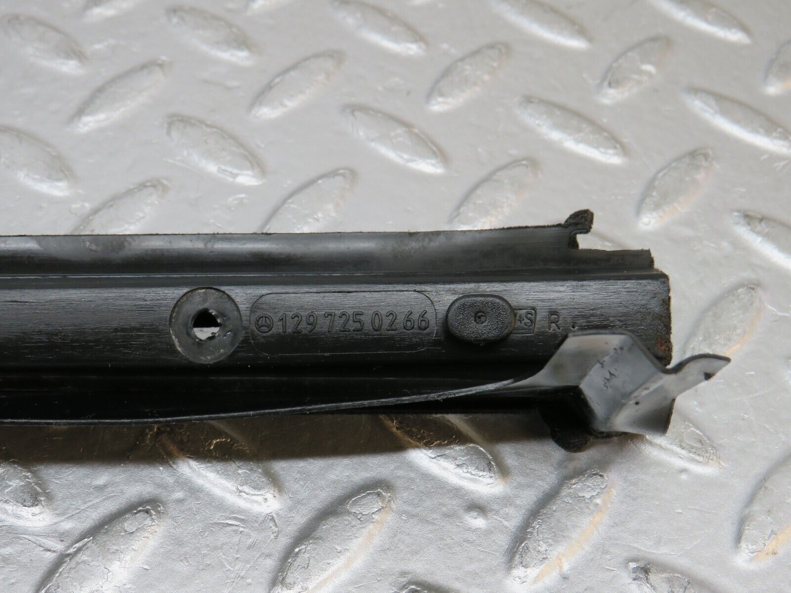 38268 Mercedes-Benz R129 280SL Coupe Right Door Wing Mirror Rubber 1297250266