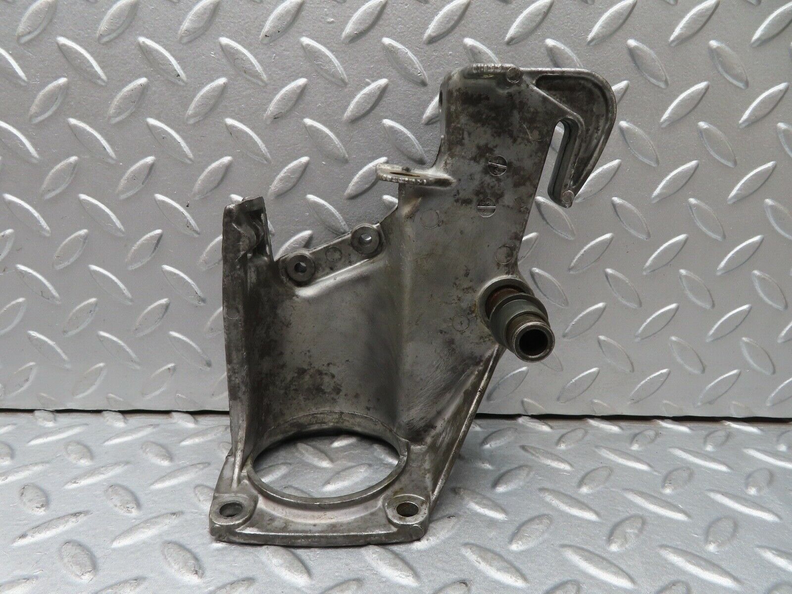 16898 Mercedes-Benz C123 280CE Coupe Brake Pedal Bracket 1232900219