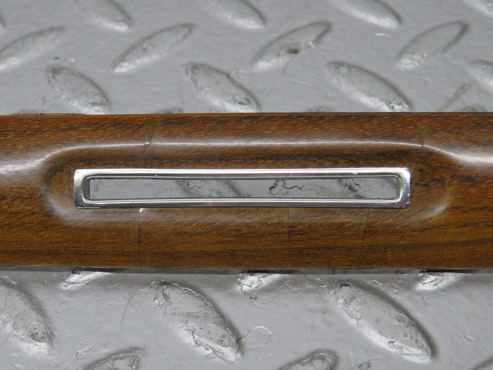 32188 Mercedes-Benz W123 230E Dashboard Wood Trim