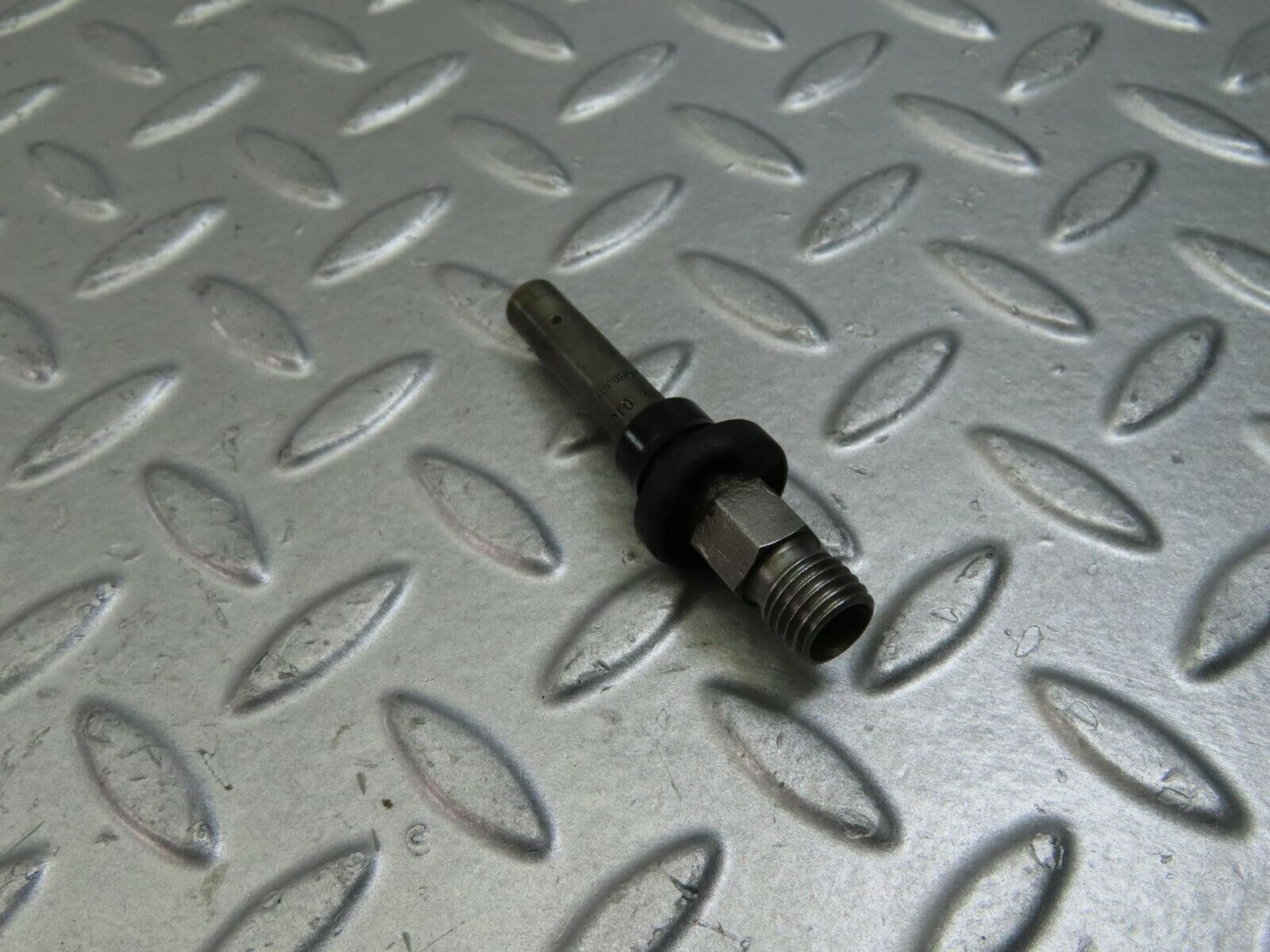 9464 Mercedes-Benz C124 300CE Coupe Fuel Injector Bosch 0437502010