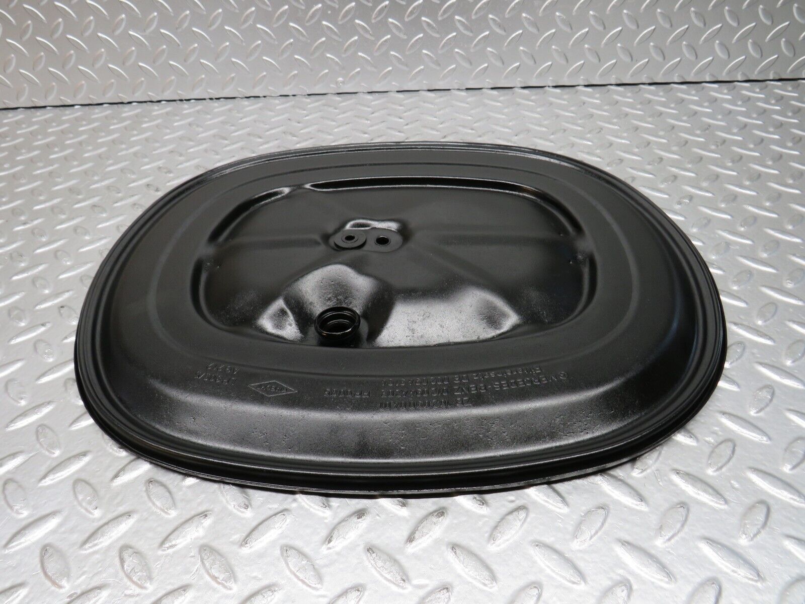 29624 Mercedes-Benz W123 230E Air Filter Box Housing Lid 0120944202