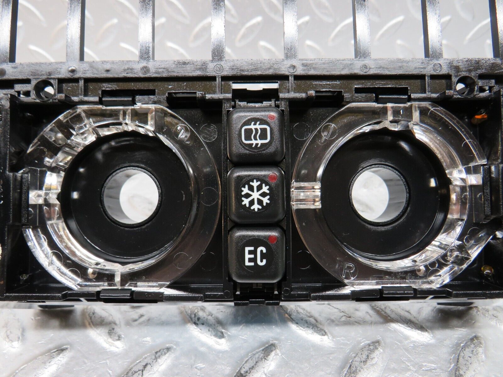 32357 Mercedes-Benz S124 300TE Wagon Heater Control Unit Panel 1248301285