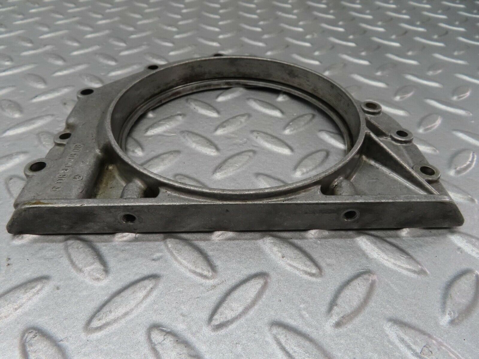 16538 Mercedes-Benz C107 350SLC Coupe Crankshaft Rear Sealing Cover 1160110608