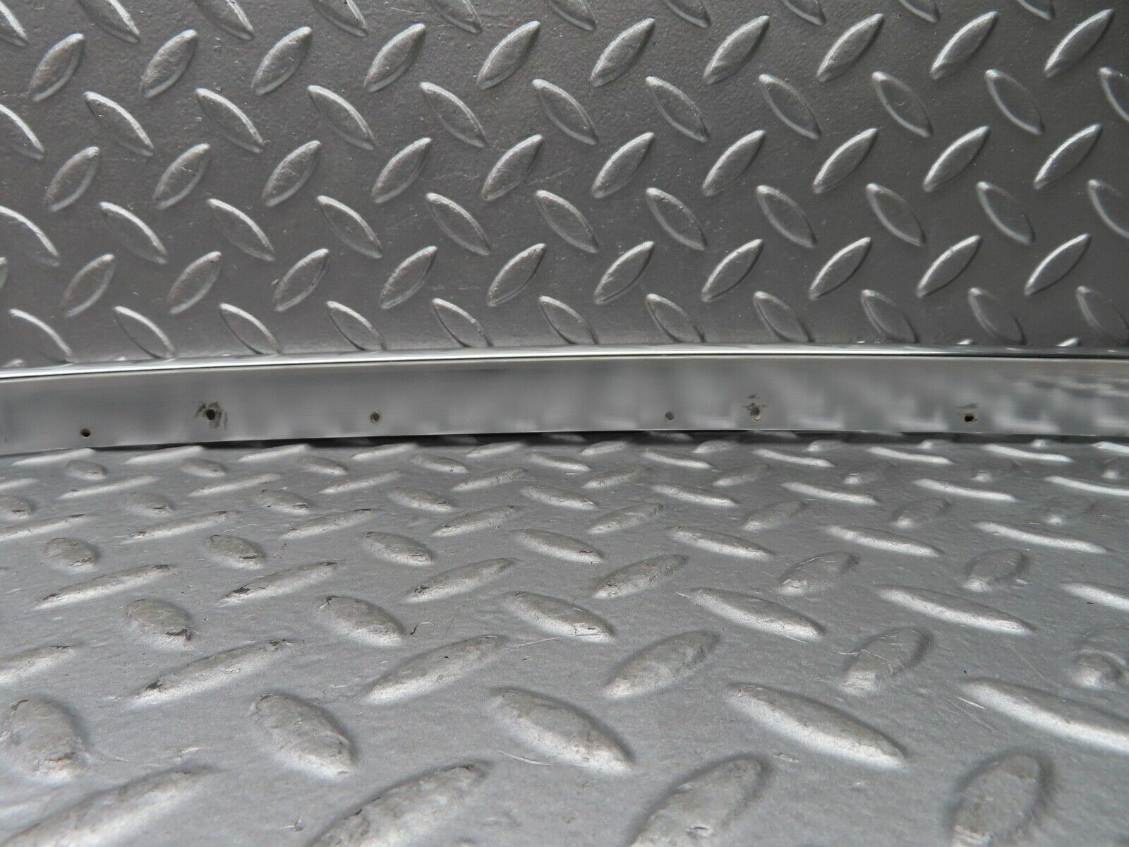 20467 Mercedes-Benz W114 280CE Coupe Roof Chrome Moulding Trim Right Side