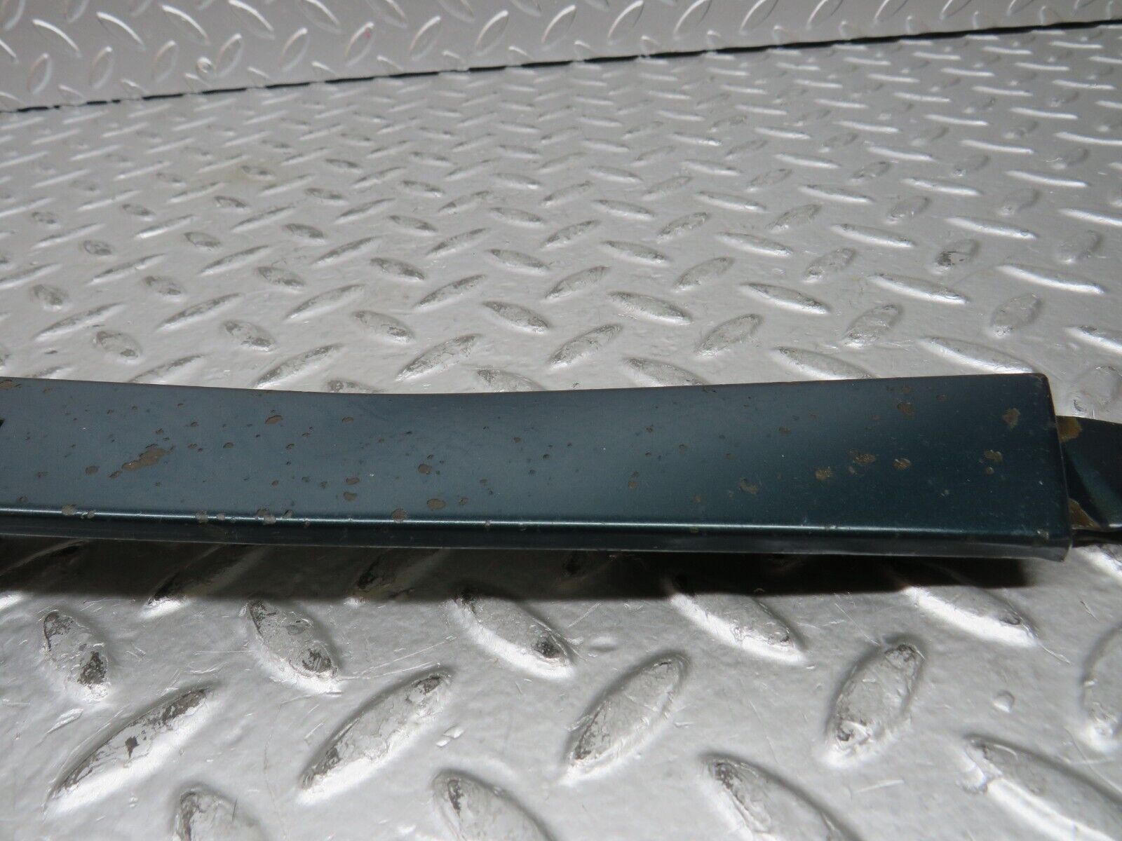 27739 Mercedes-Benz S124 300TE Wagon Under Headlight Trim Left